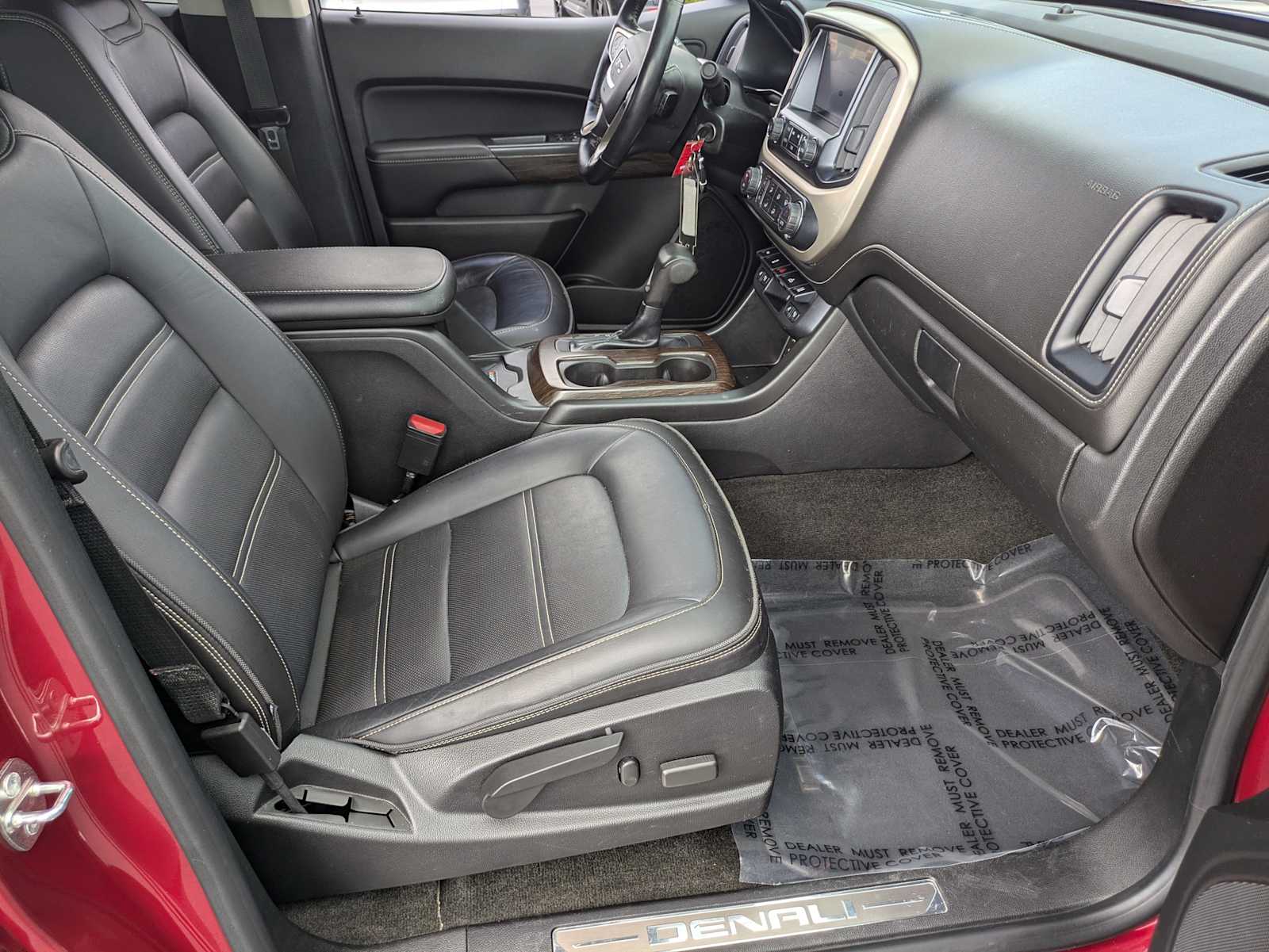 2018 GMC Canyon 4WD Denali Crew Cab 128.3 32