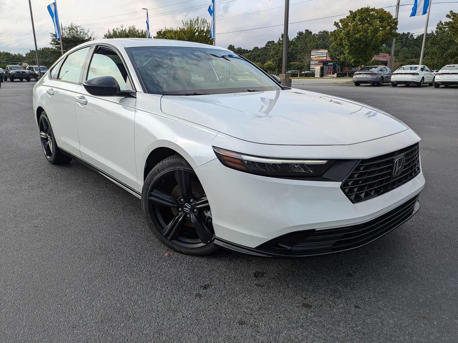 2023 Honda Accord Hybrid Sport-L 2