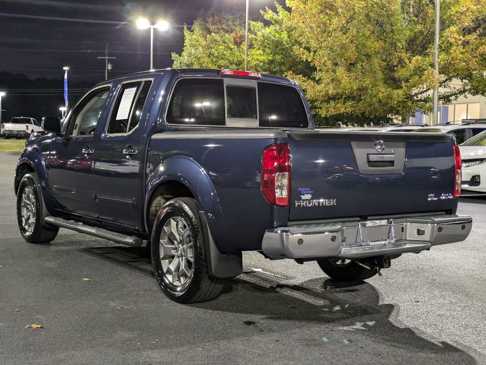 2019 Nissan Frontier SL Crew Cab 4x4 Auto 7