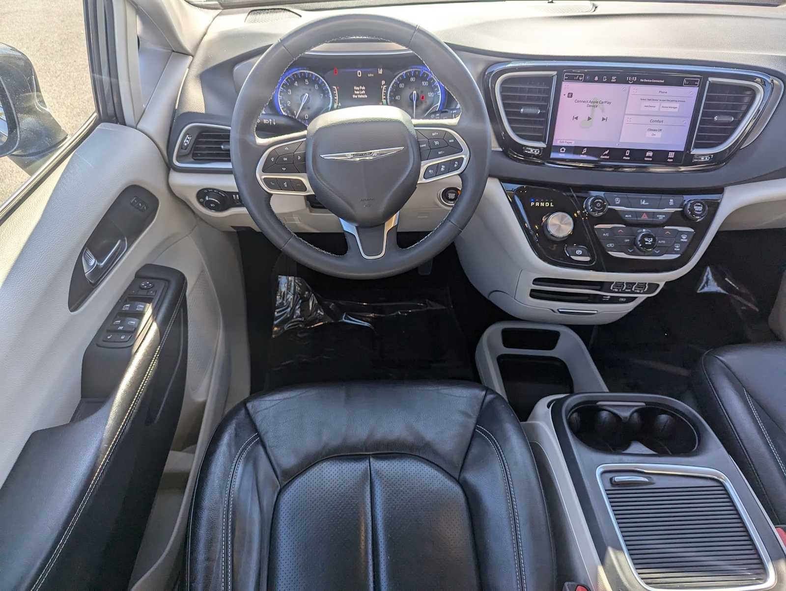 2022 Chrysler Pacifica Touring L 28