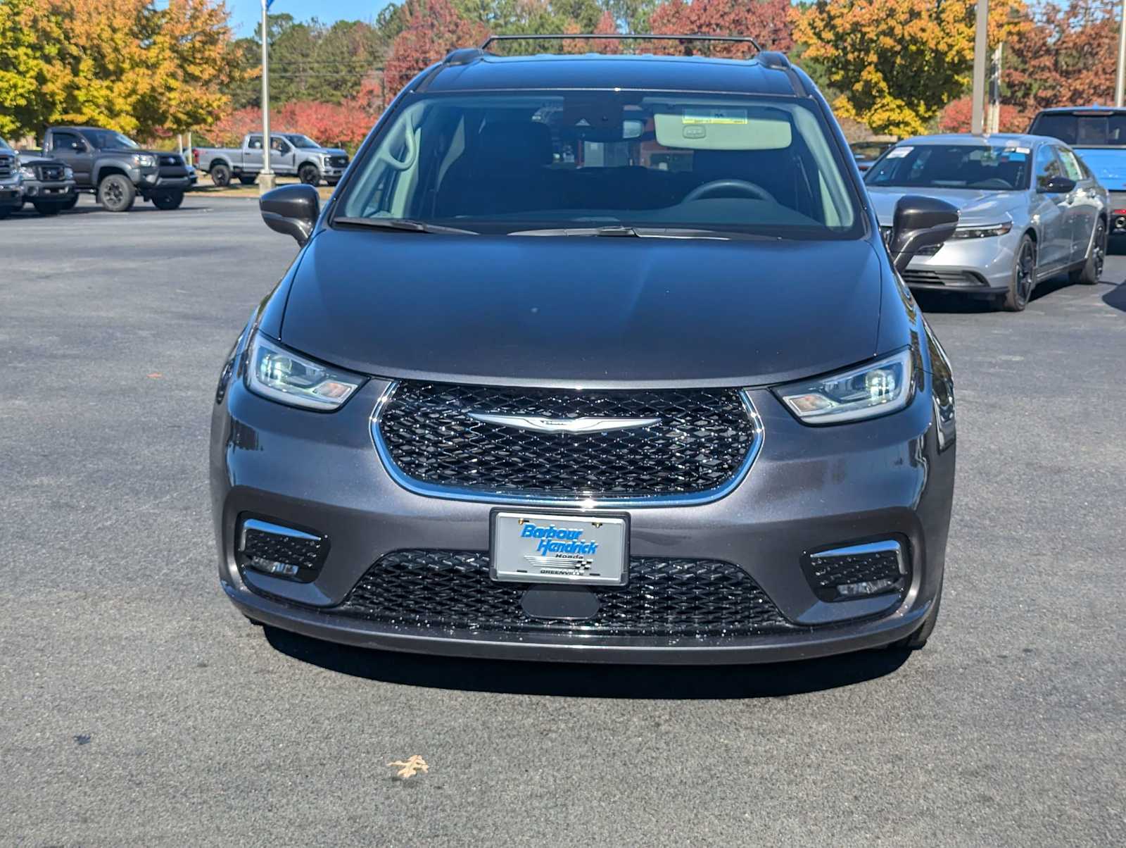 2022 Chrysler Pacifica Touring L 3