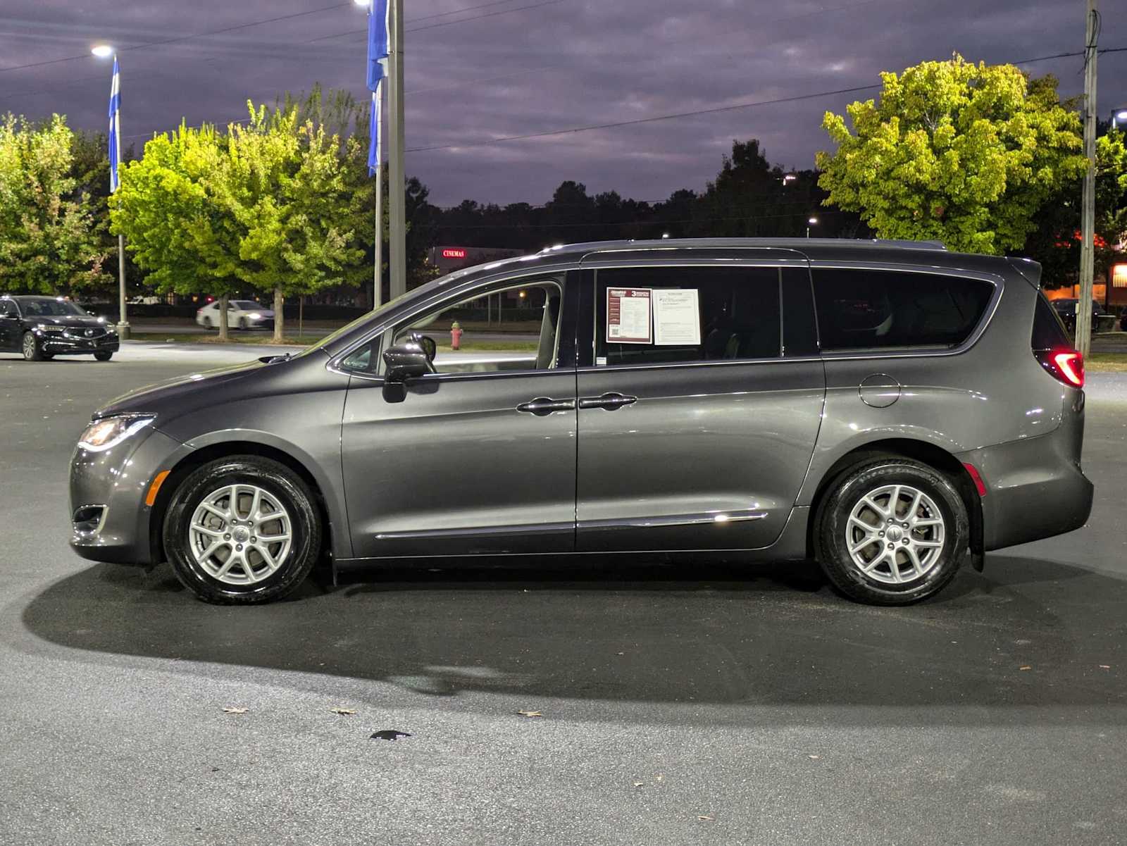 2020 Chrysler Pacifica Touring L 7