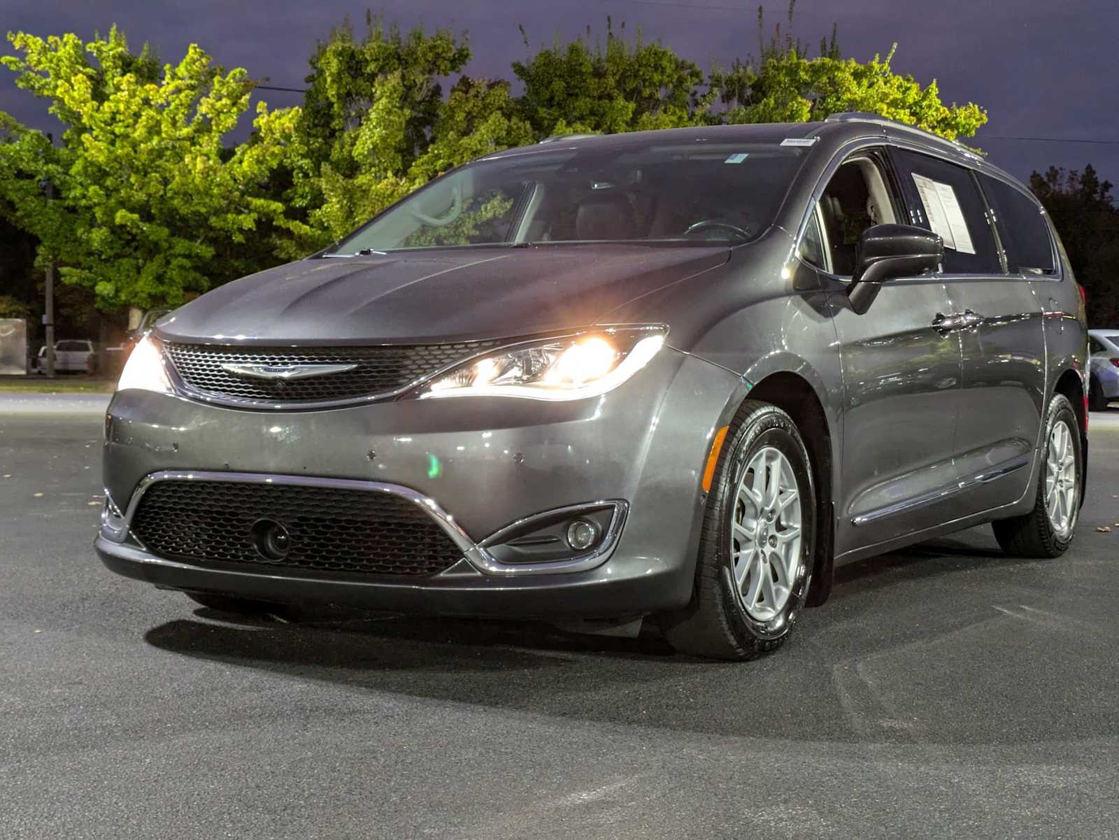 2020 Chrysler Pacifica Touring L 5