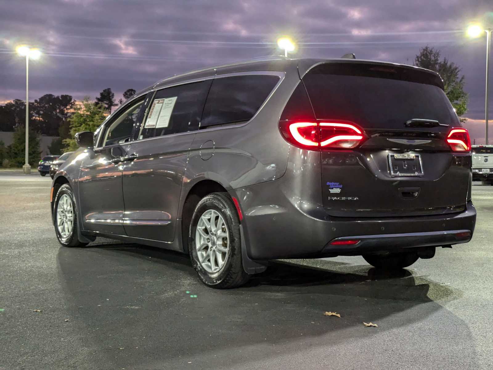 2020 Chrysler Pacifica Touring L 8