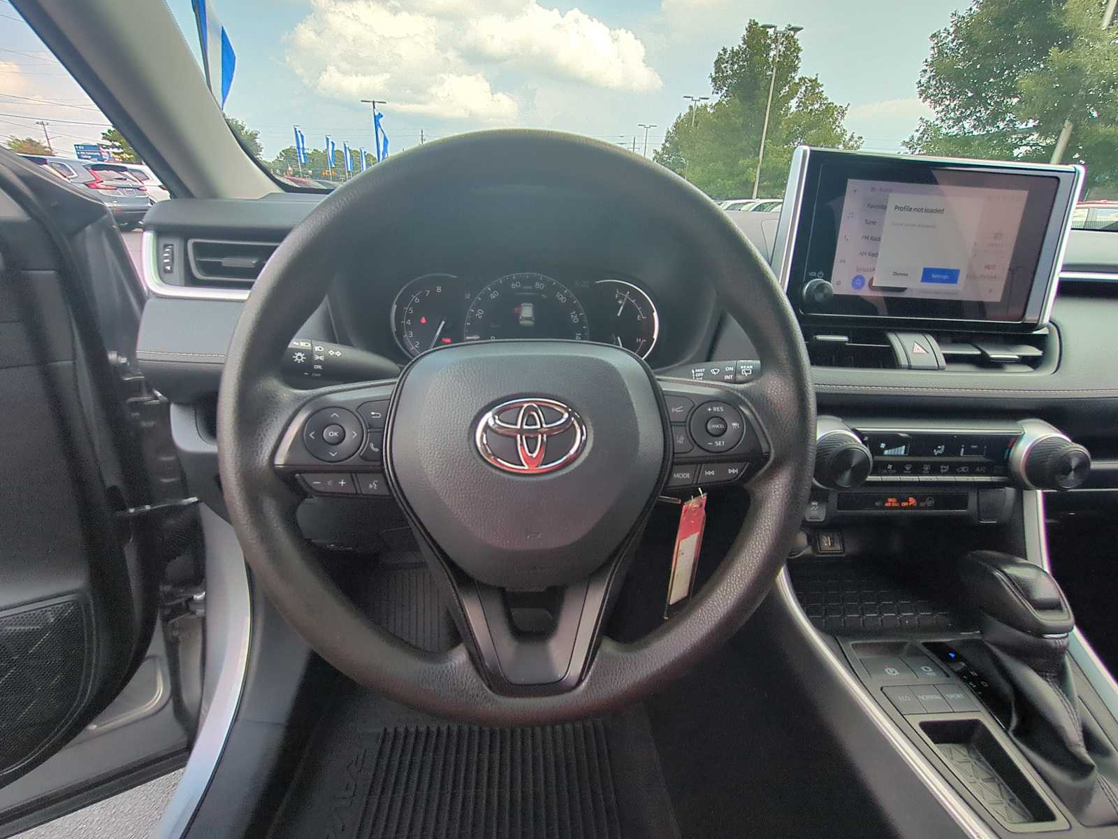 2023 Toyota RAV4 LE 15