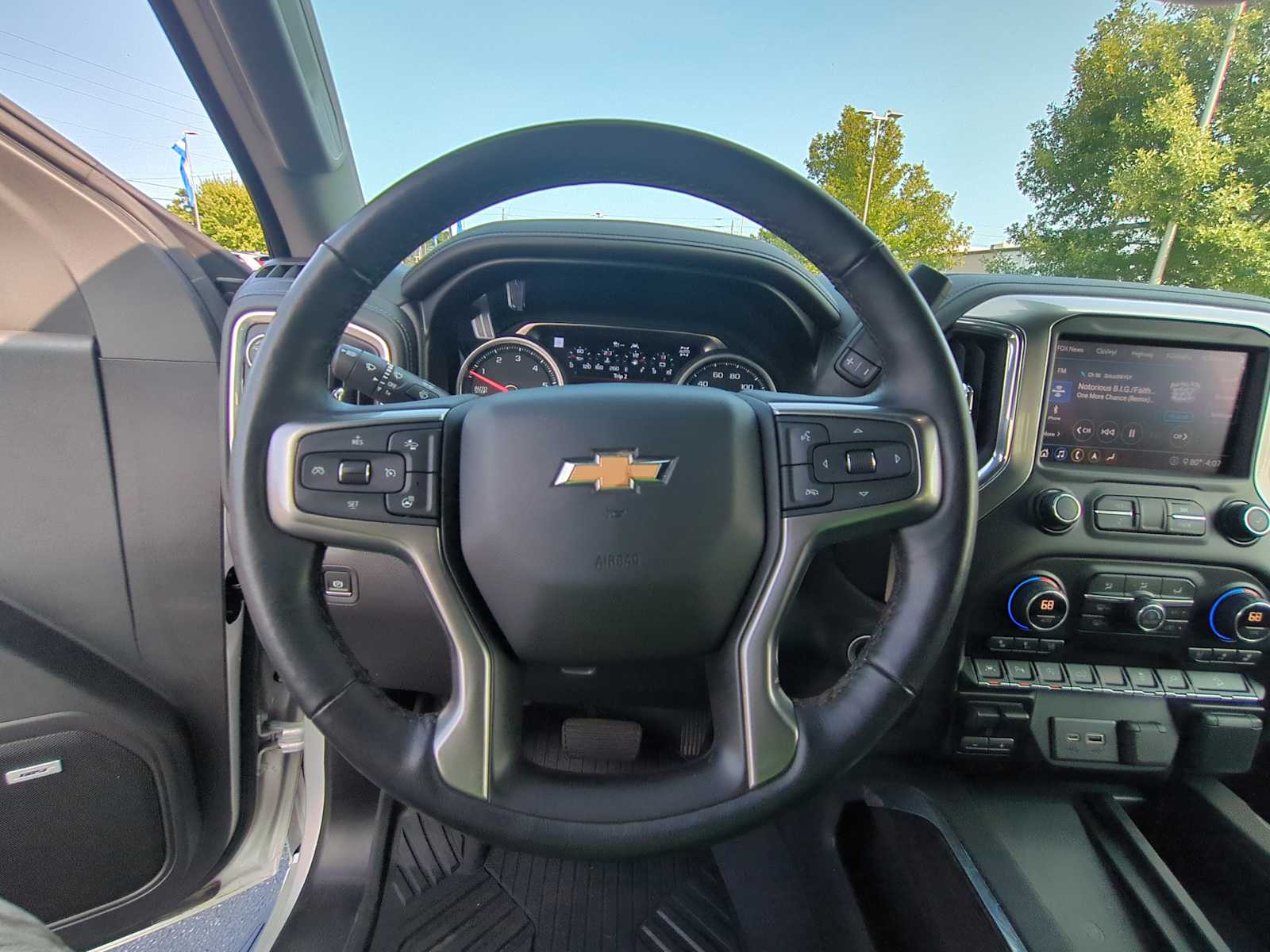 2020 Chevrolet Silverado 1500 LTZ 4WD Crew Cab 147 18