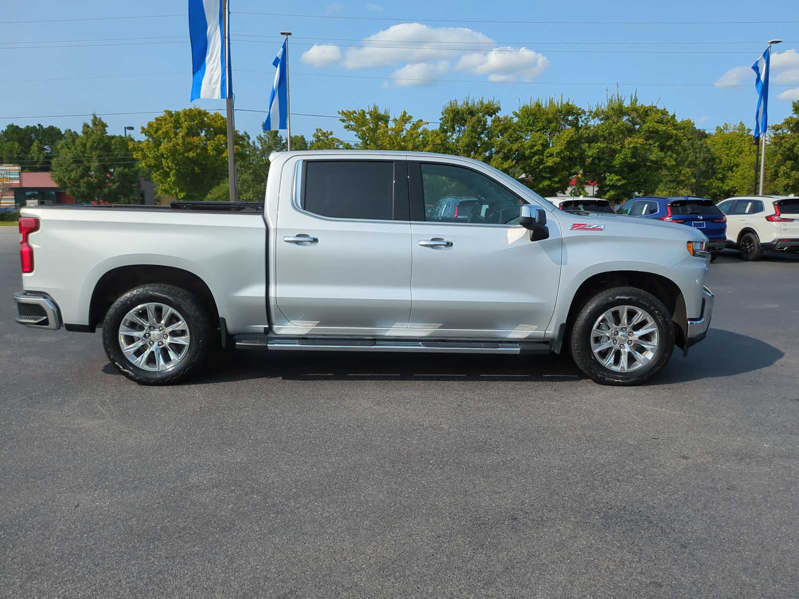 2020 Chevrolet Silverado 1500 LTZ 4WD Crew Cab 147 10