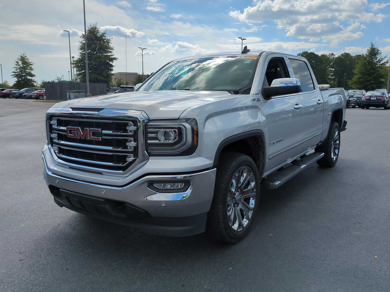 2018 GMC Sierra 1500 SLT 4WD Crew Cab 143.5 3