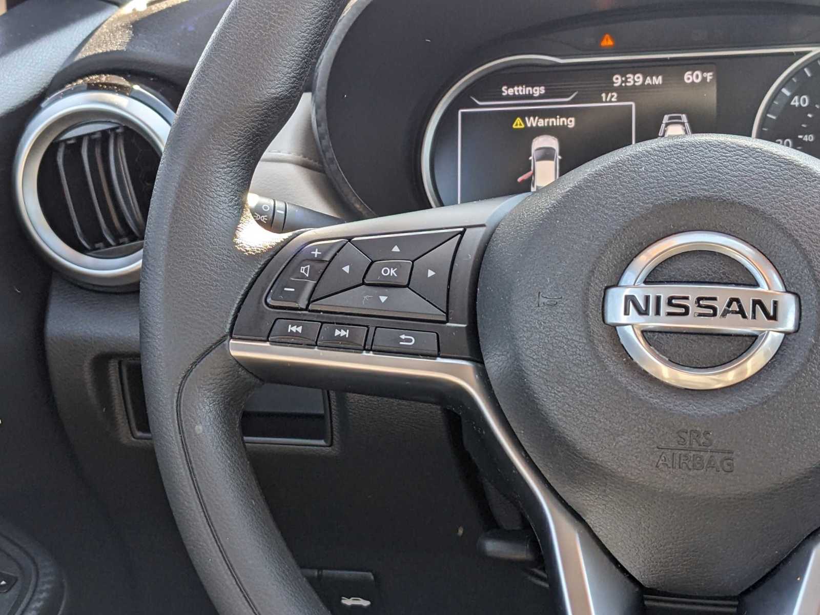 2021 Nissan Versa SV 18
