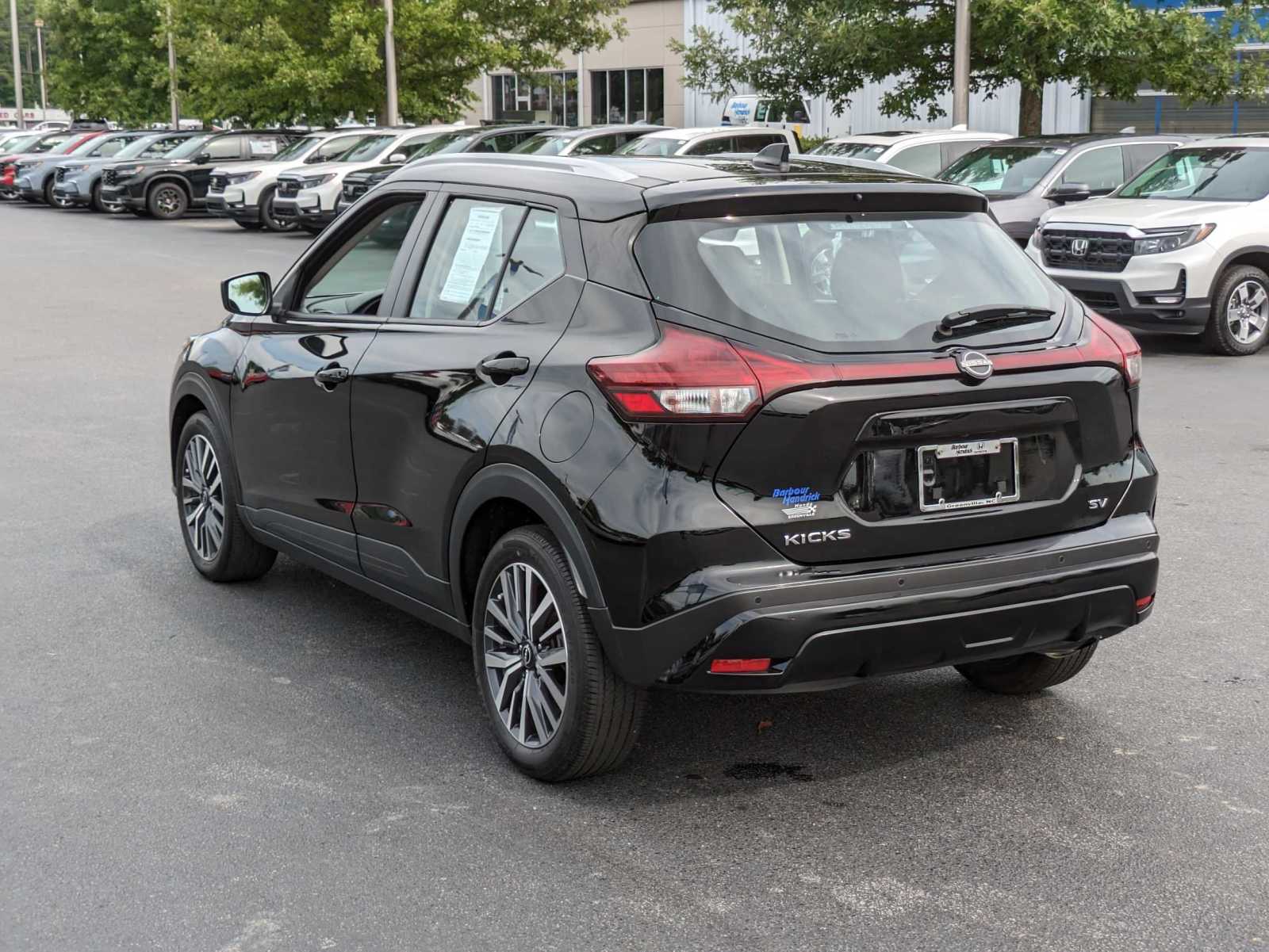 2023 Nissan Kicks SV 7