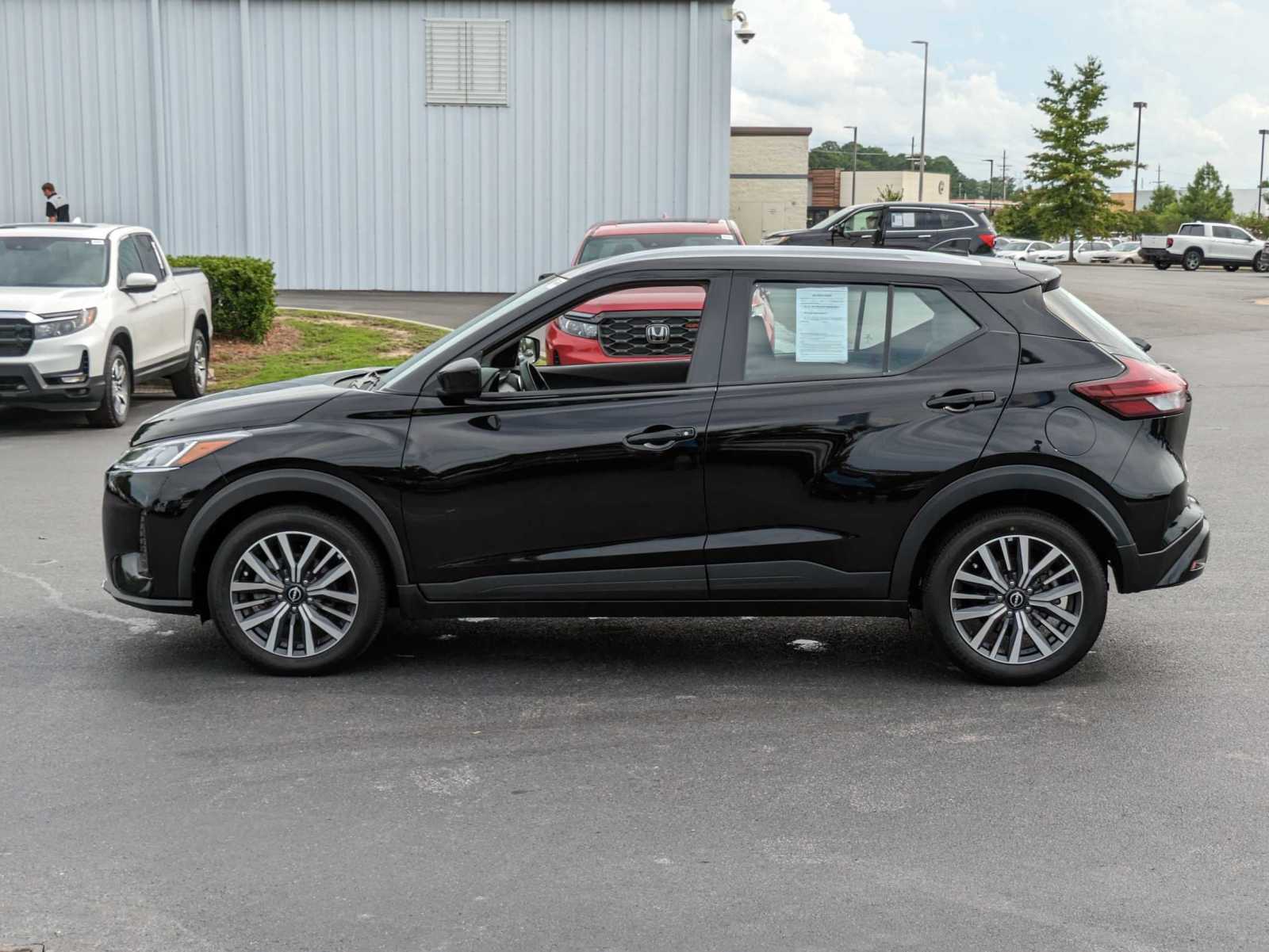 2023 Nissan Kicks SV 6