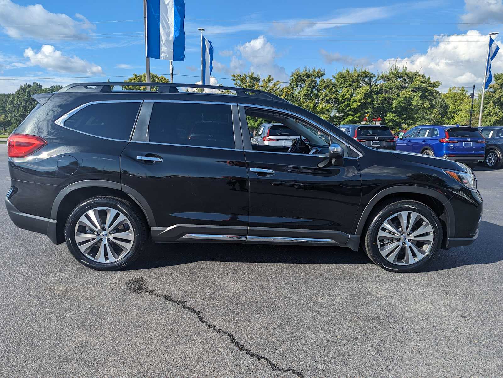 2020 Subaru Ascent Touring 10