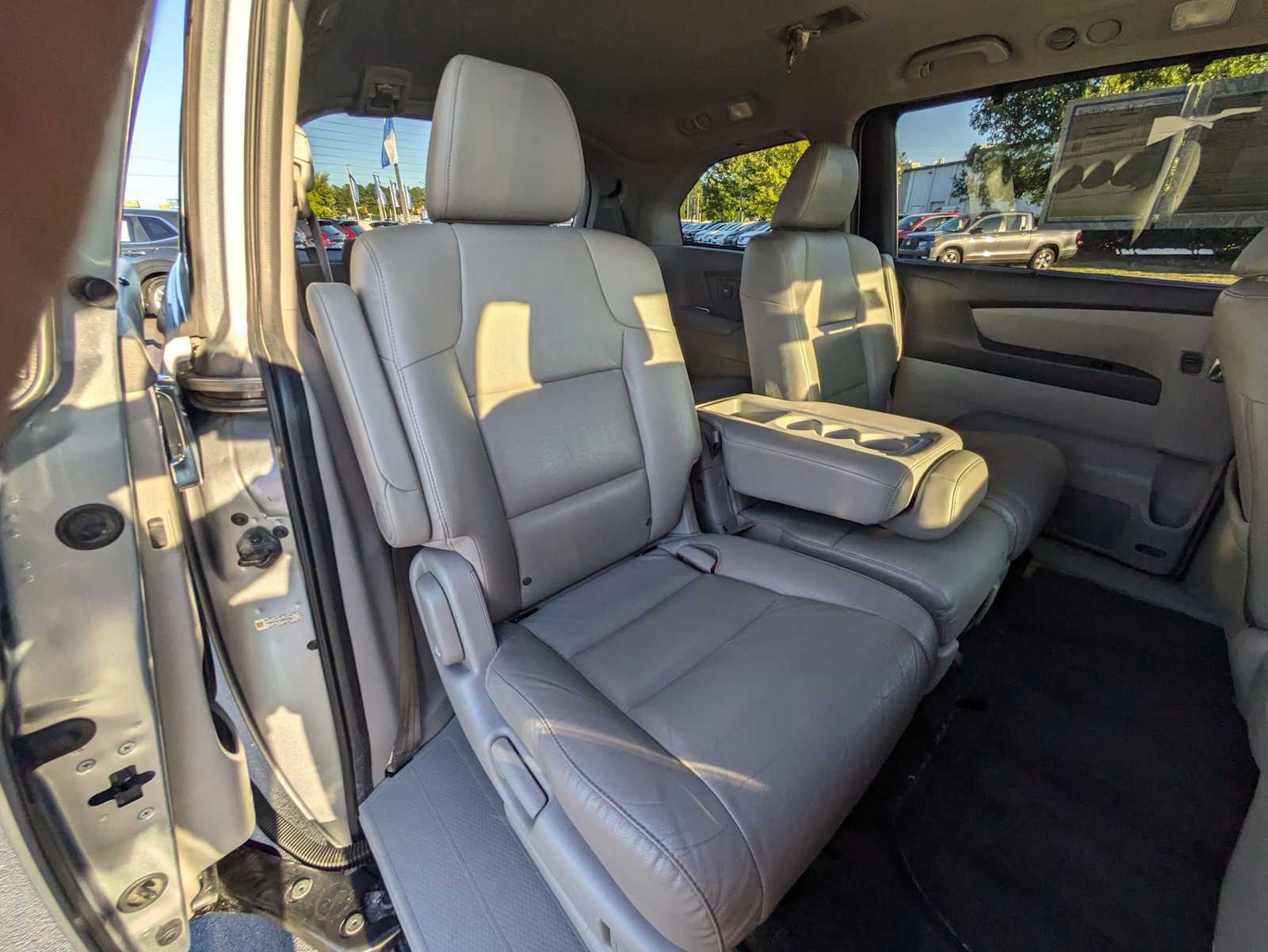 2017 Honda Odyssey EX-L 28