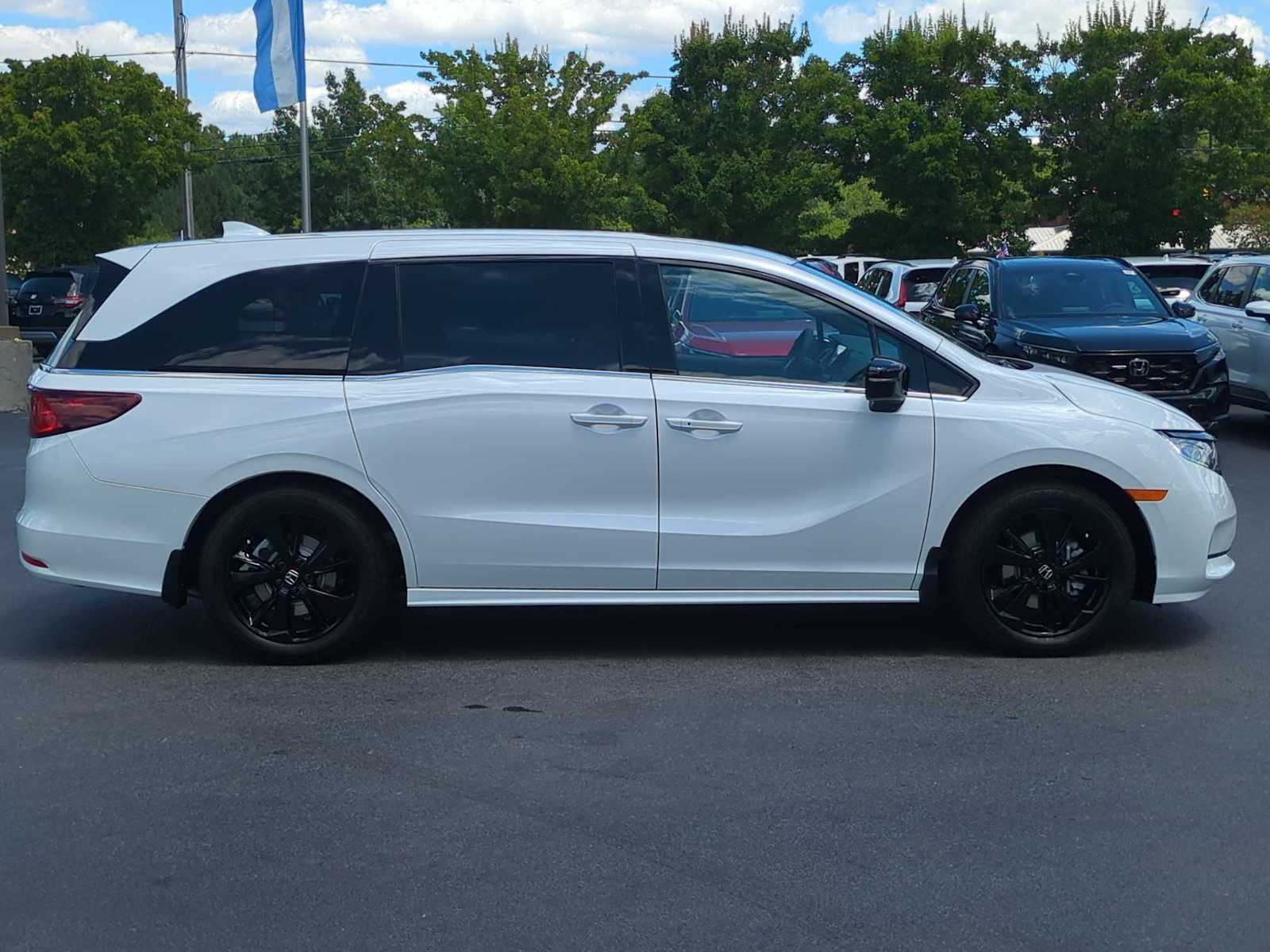 2024 Honda Odyssey Sport 9