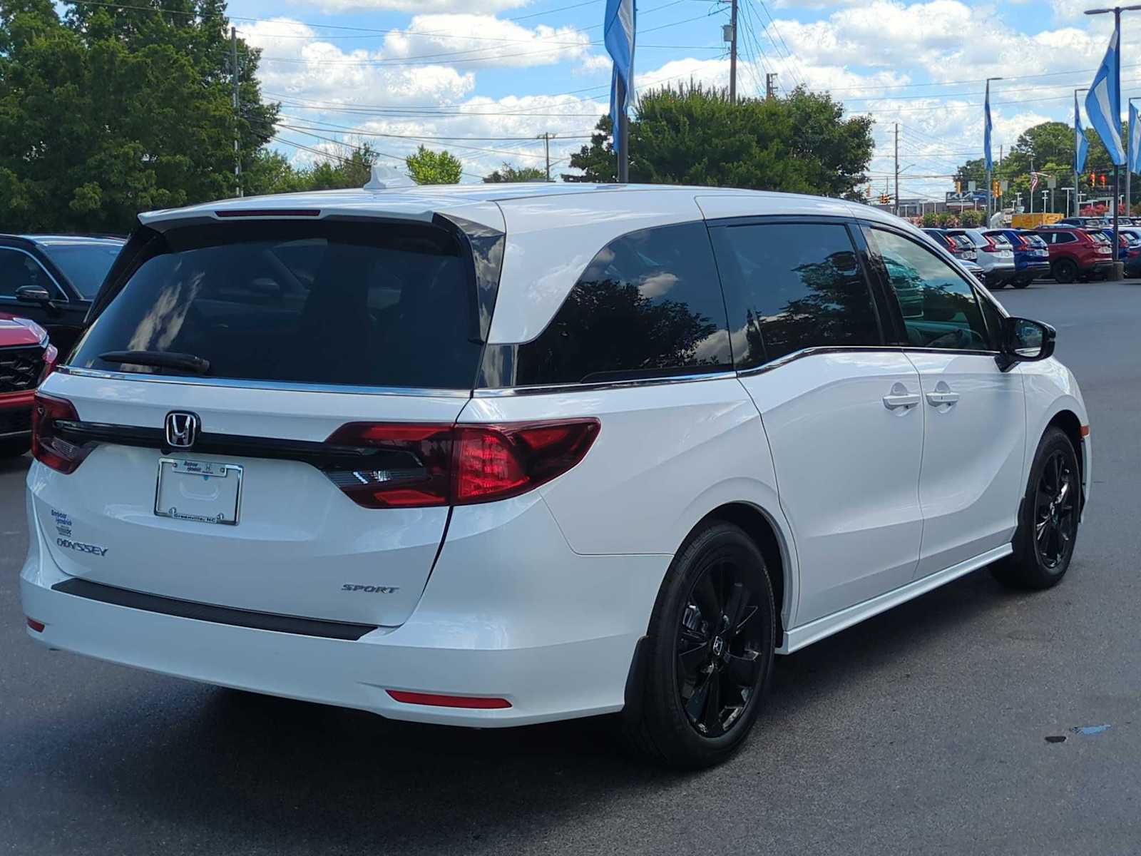 2024 Honda Odyssey Sport 8