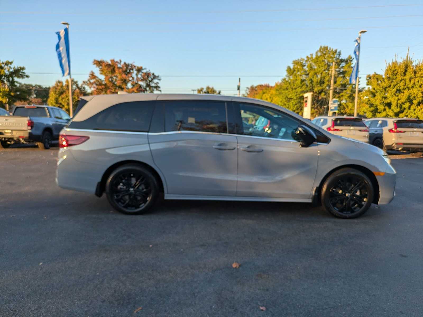 2025 Honda Odyssey Sport-L 10