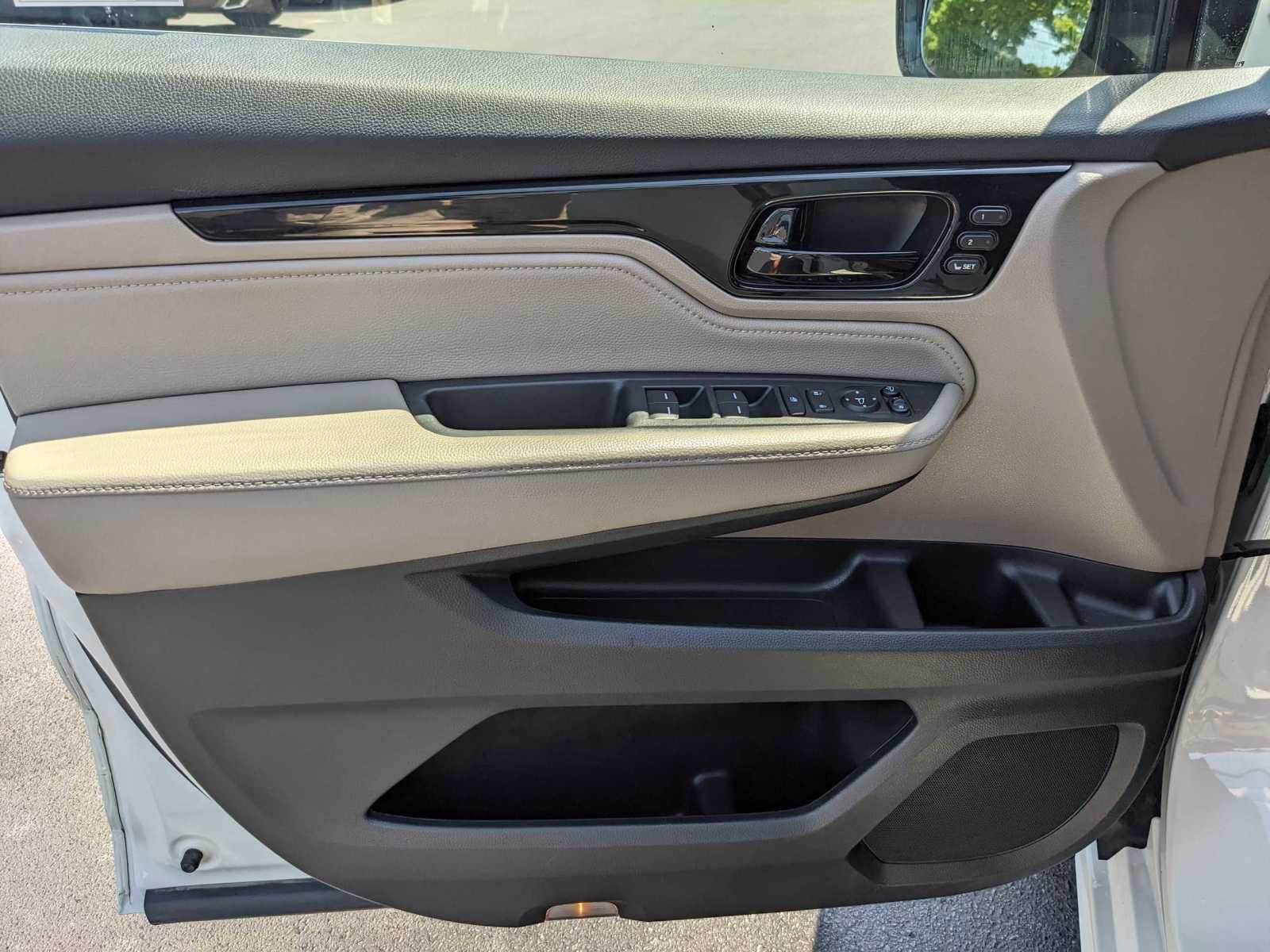 2019 Honda Odyssey Elite 13