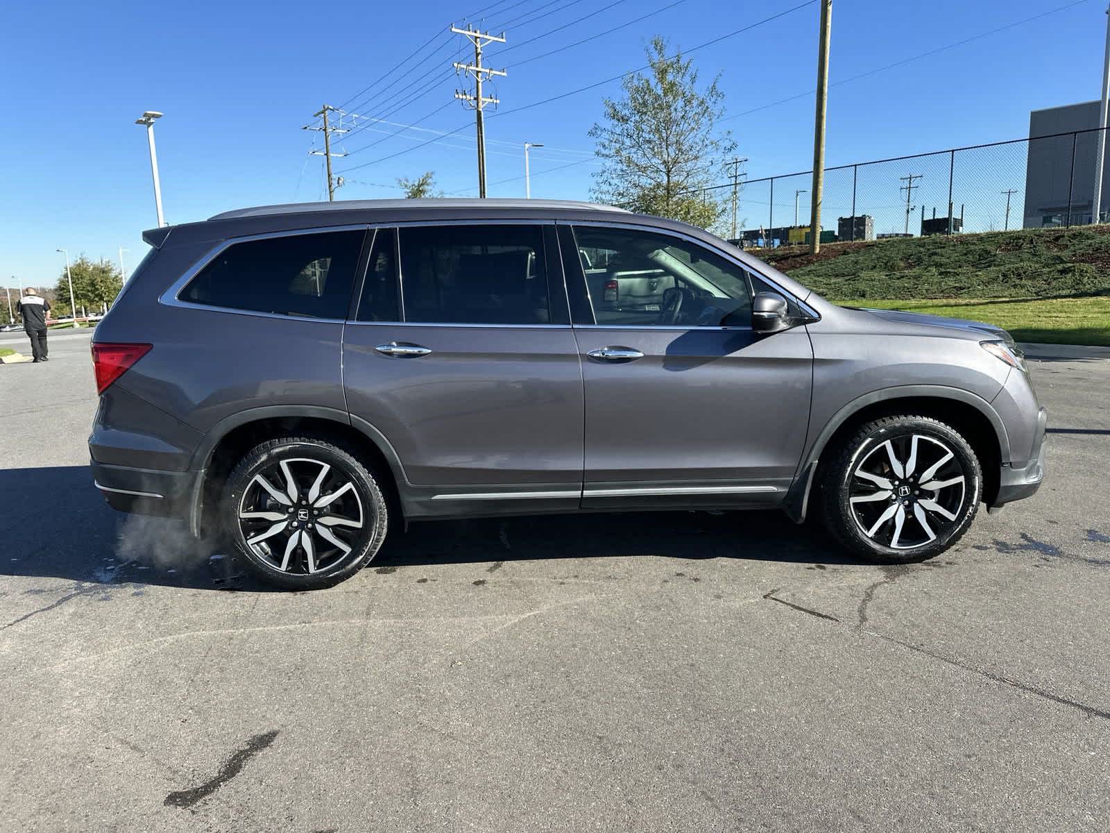 2022 Honda Pilot Touring 7-Passenger 9