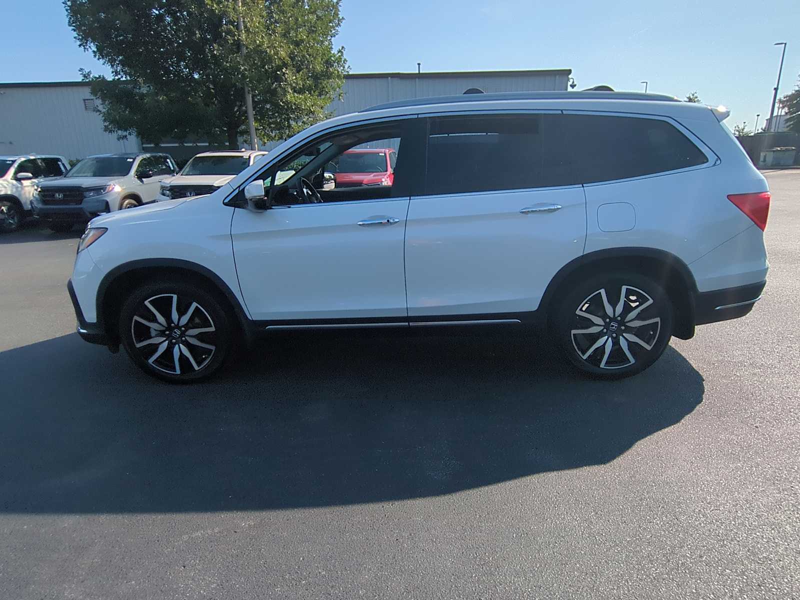 2021 Honda Pilot Touring 8-Passenger 6