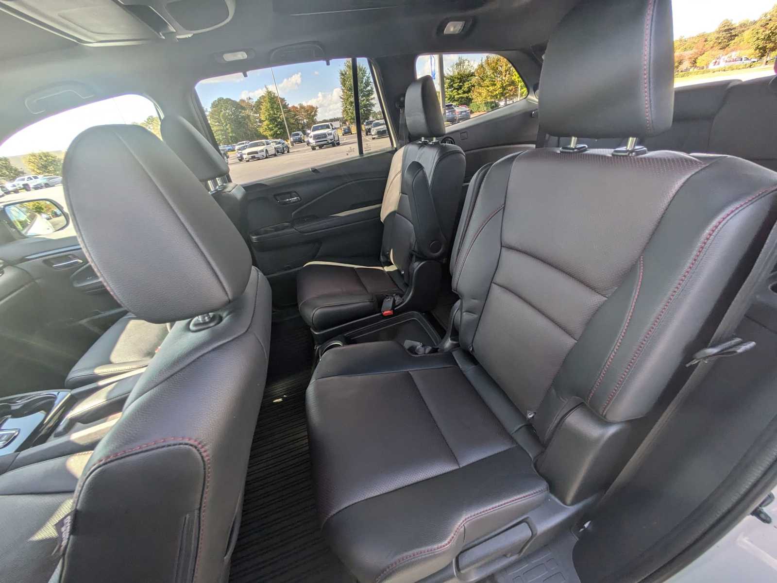 2022 Honda Pilot Black Edition 27