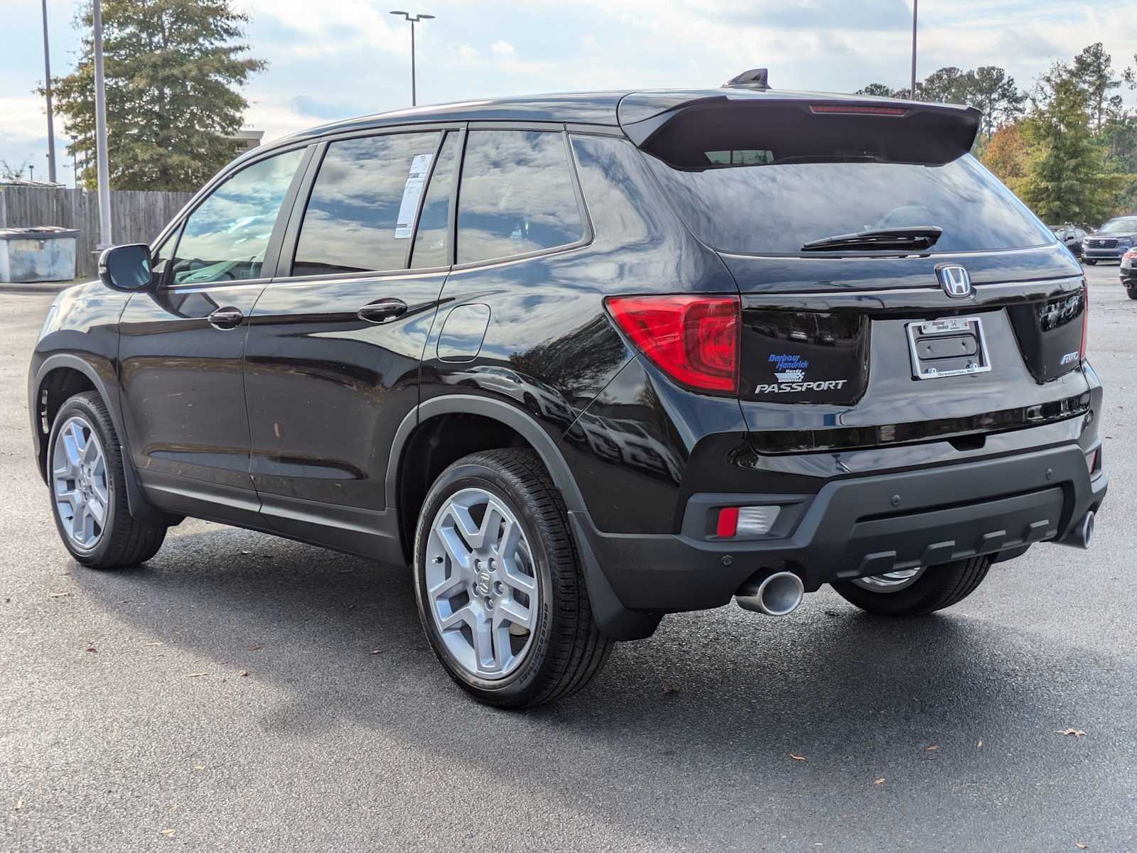 2025 Honda Passport EX-L 6