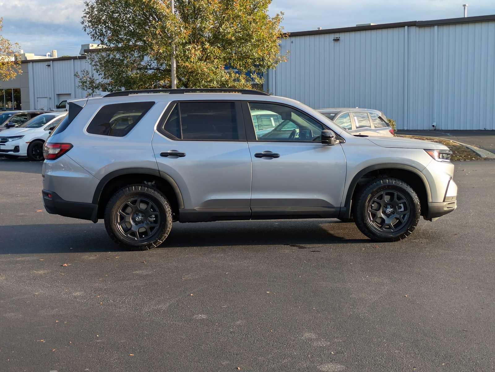 2025 Honda Pilot TrailSport 9