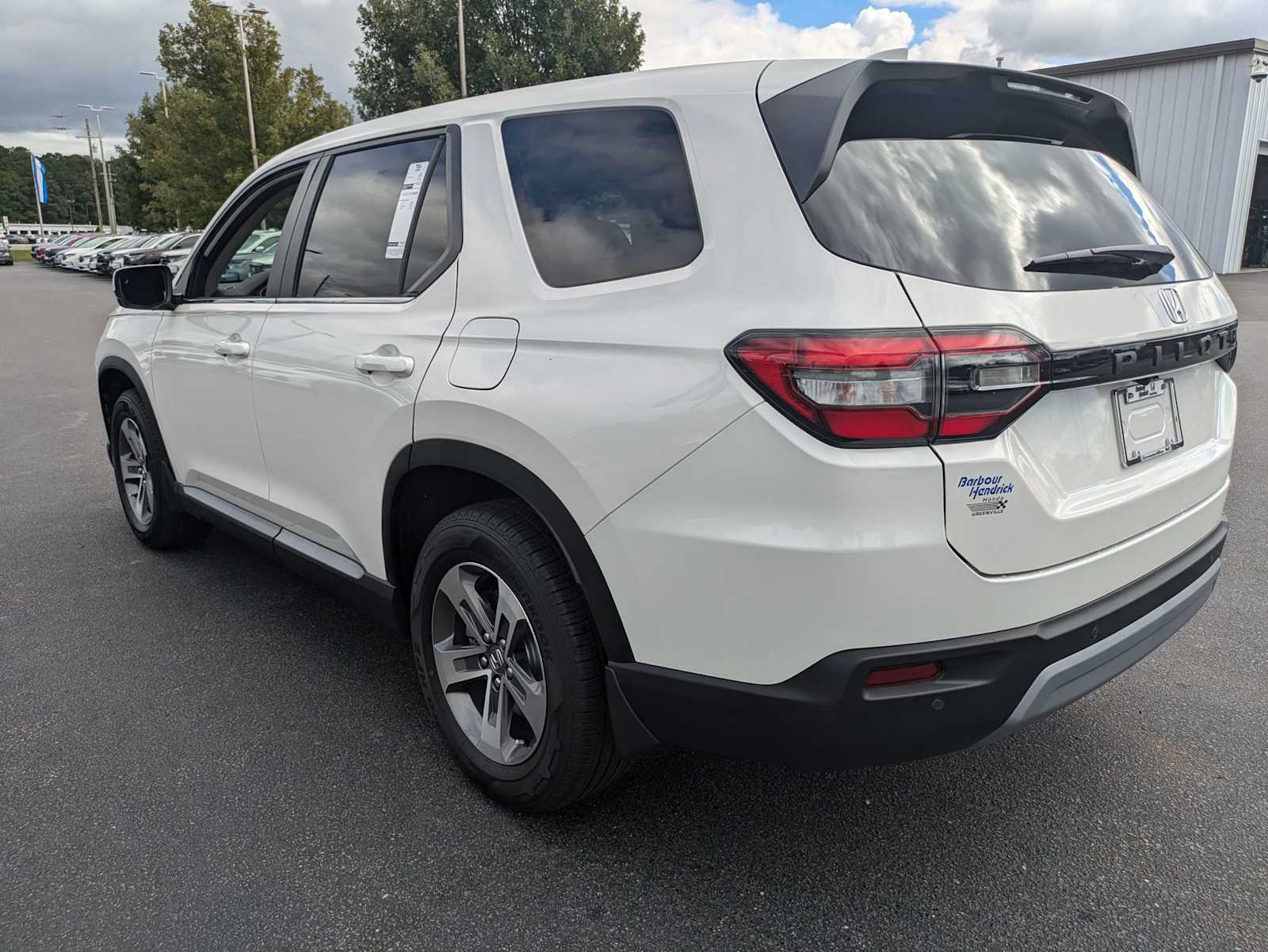 2025 Honda Pilot EX-L 6