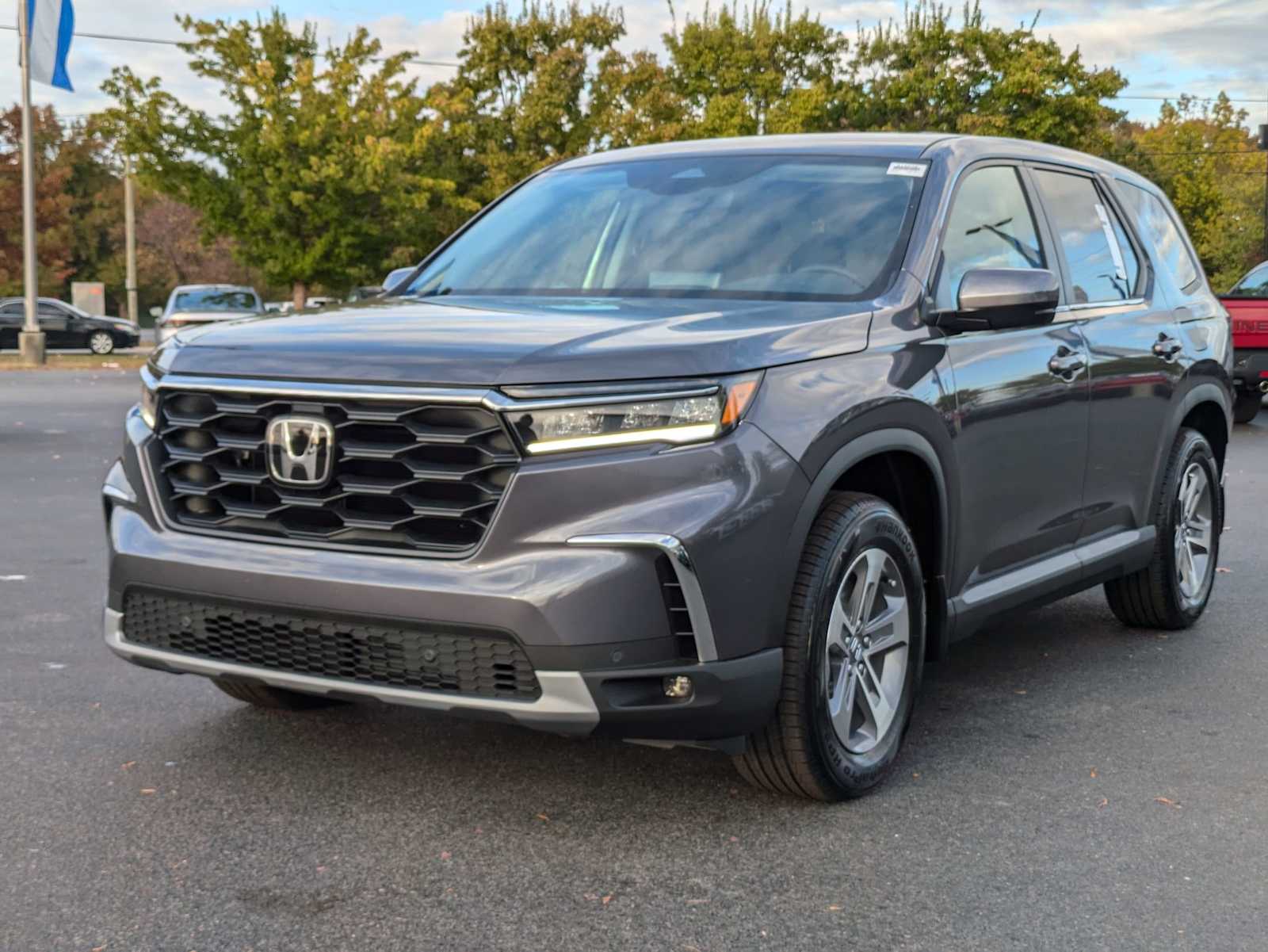 2025 Honda Pilot EX-L 4