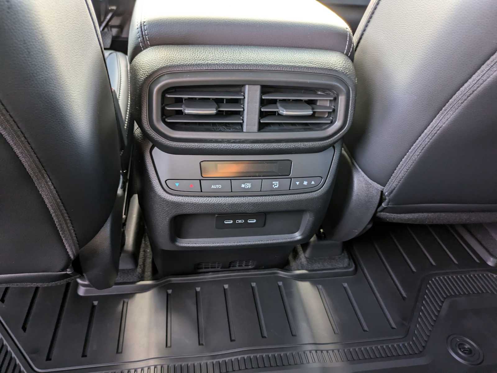 2025 Honda Pilot EX-L 27