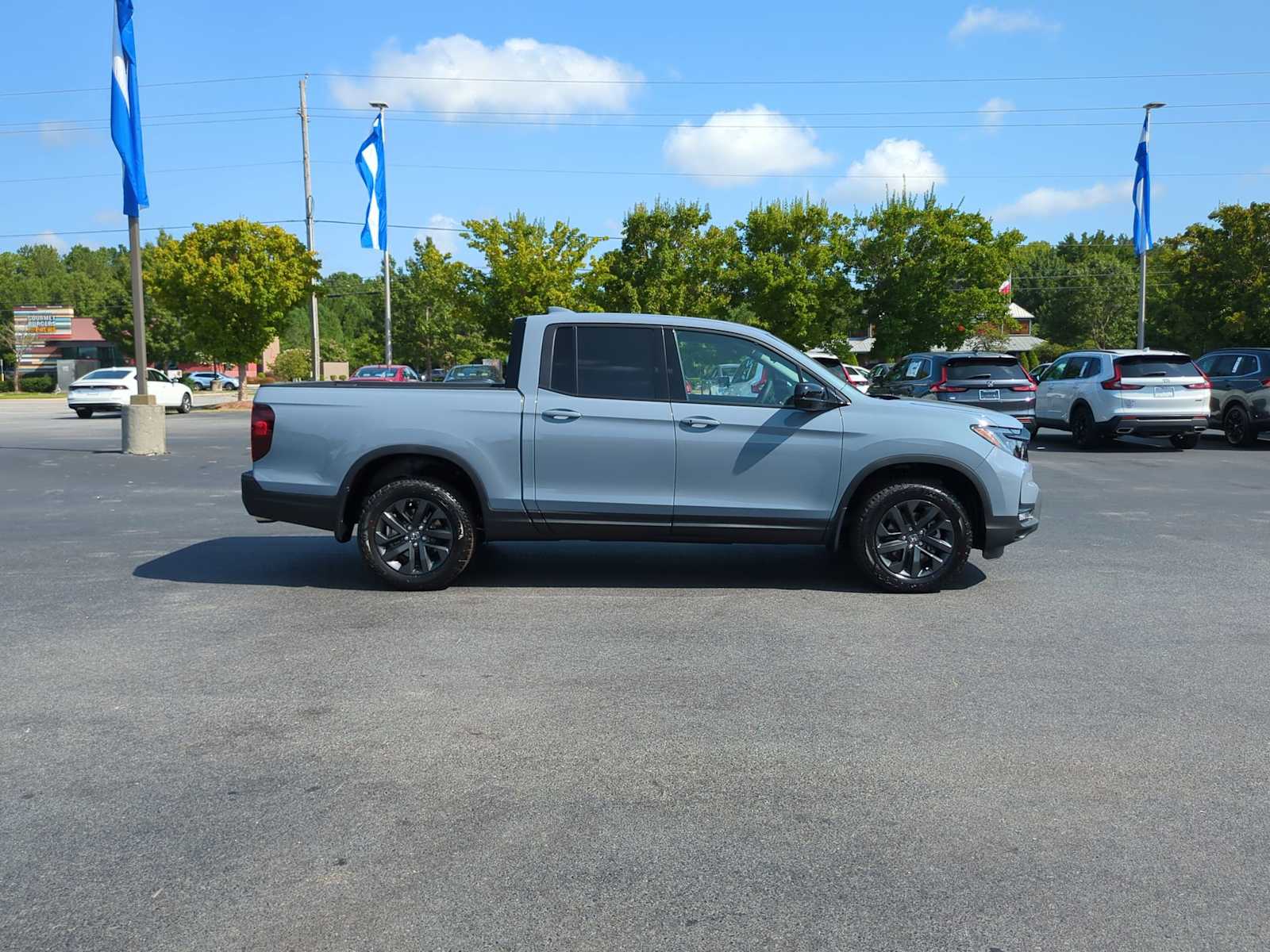 2024 Honda Ridgeline Sport AWD 10