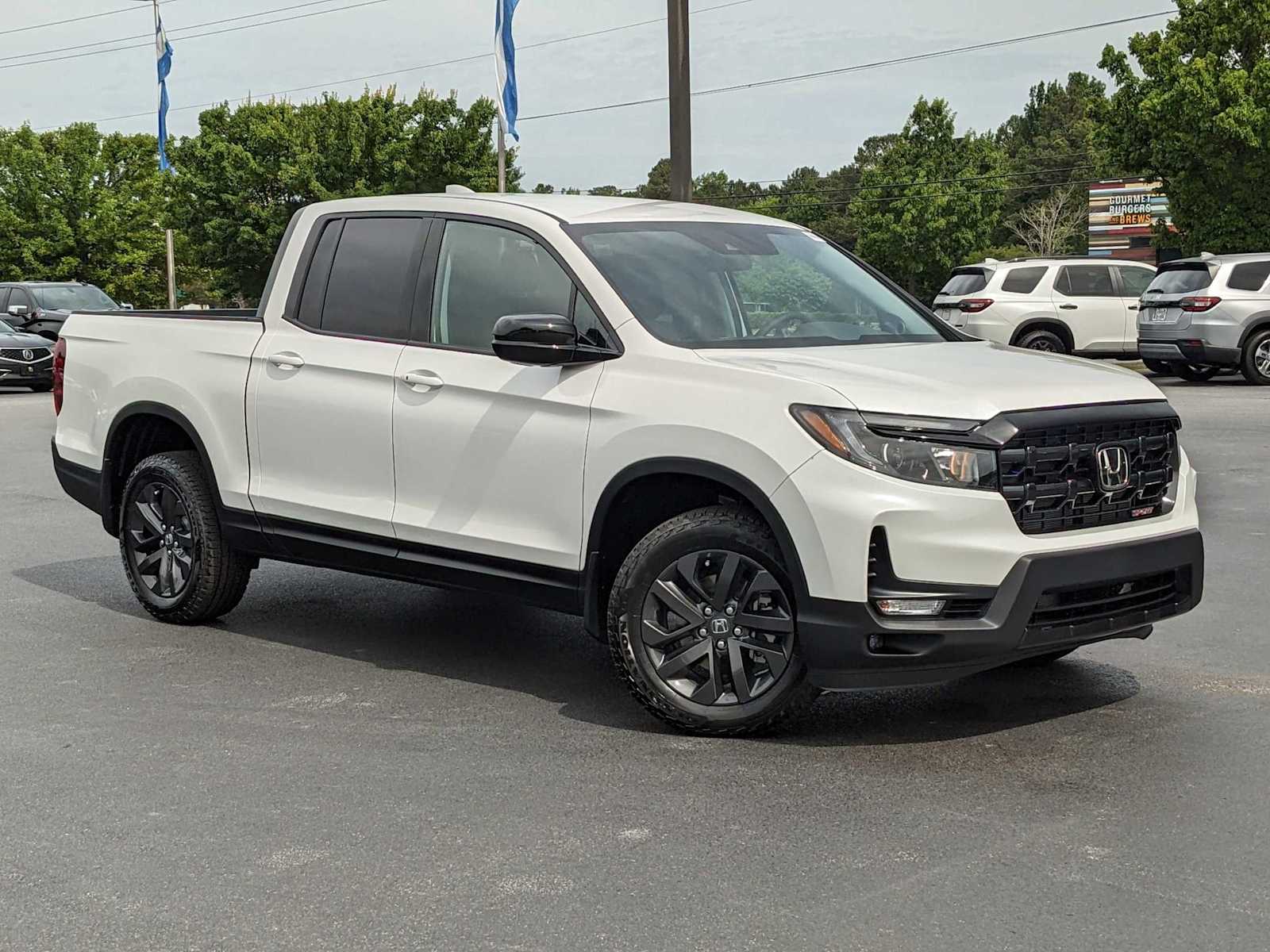 2024 Honda Ridgeline Sport AWD 2