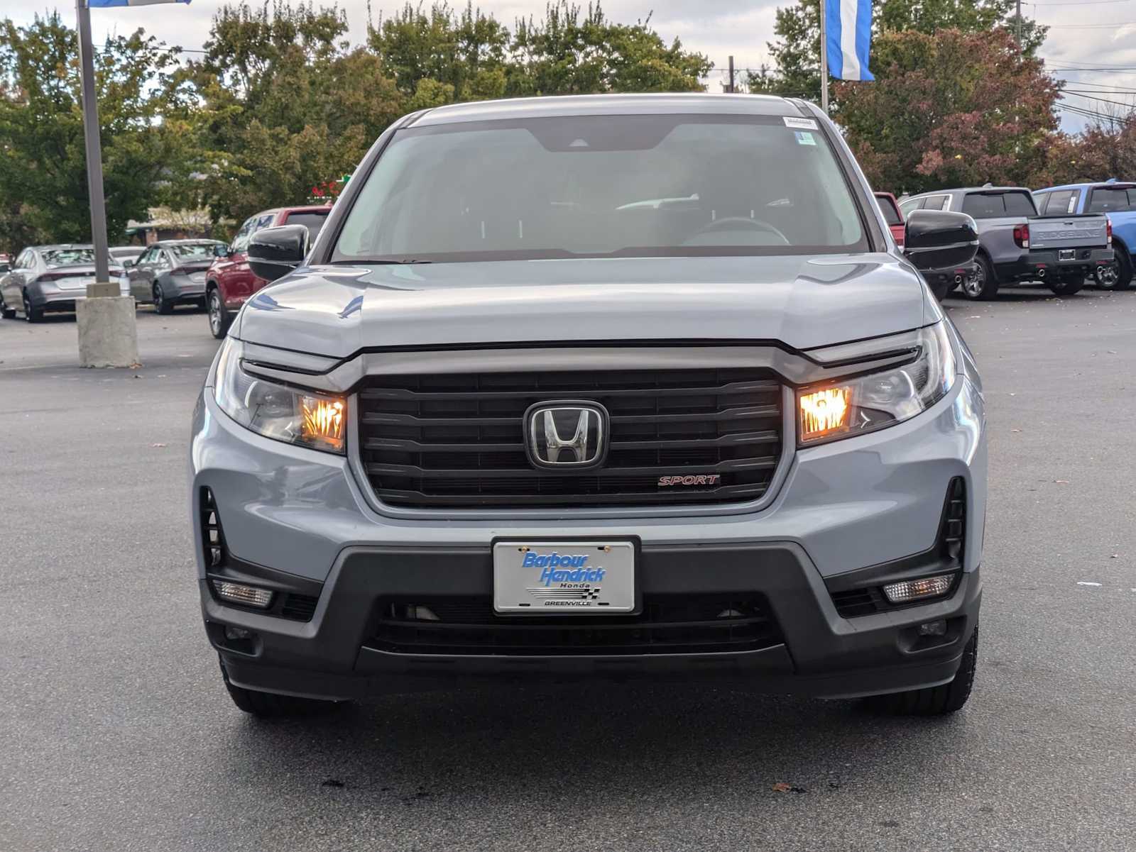 2022 Honda Ridgeline Sport AWD 4