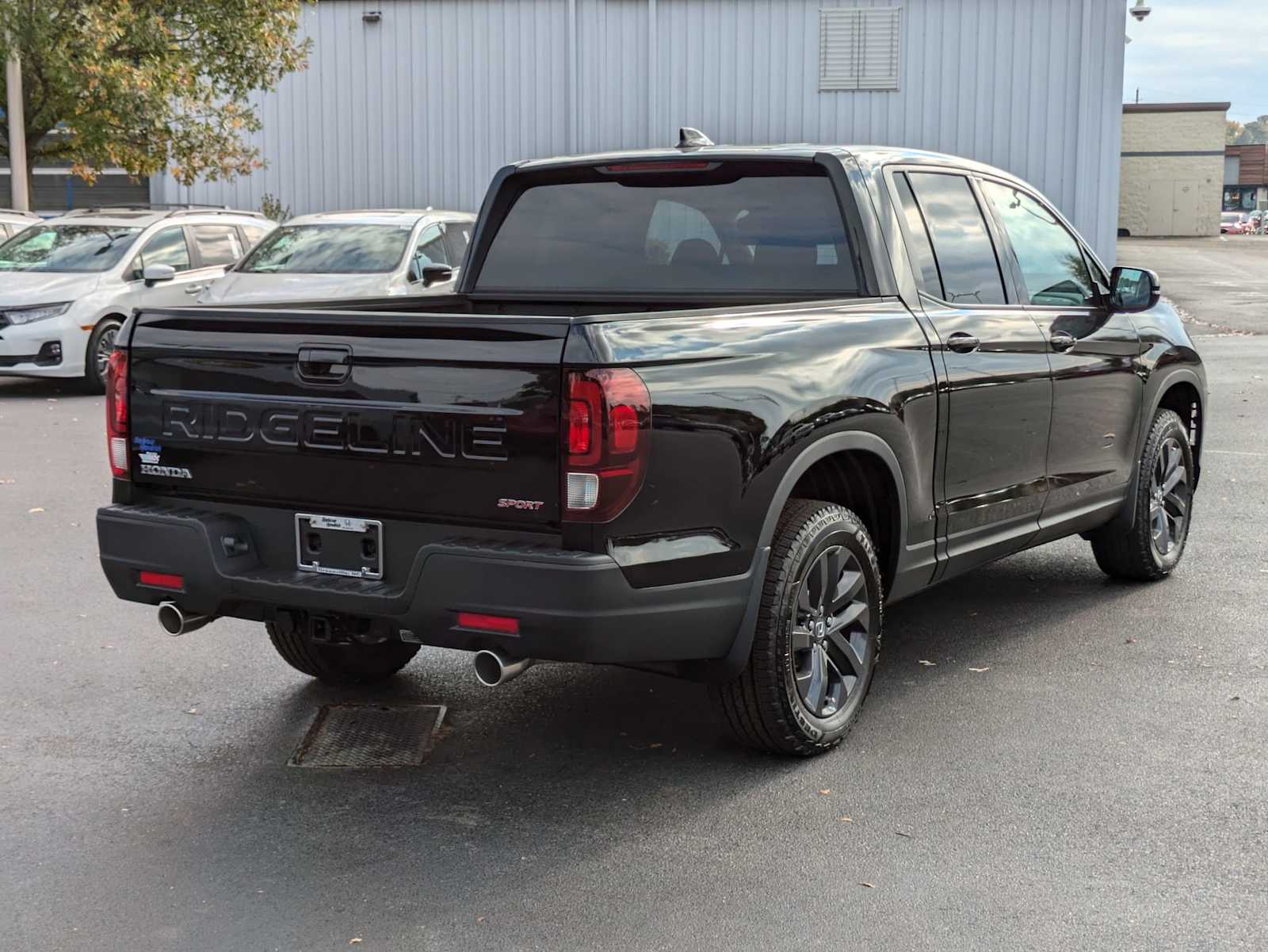 2025 Honda Ridgeline Sport AWD 9