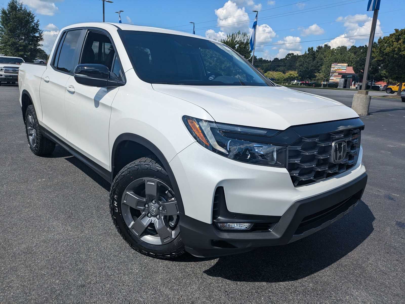 2025 Honda Ridgeline TrailSport AWD 2