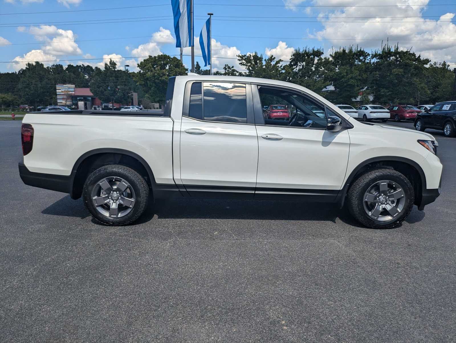 2025 Honda Ridgeline TrailSport AWD 10