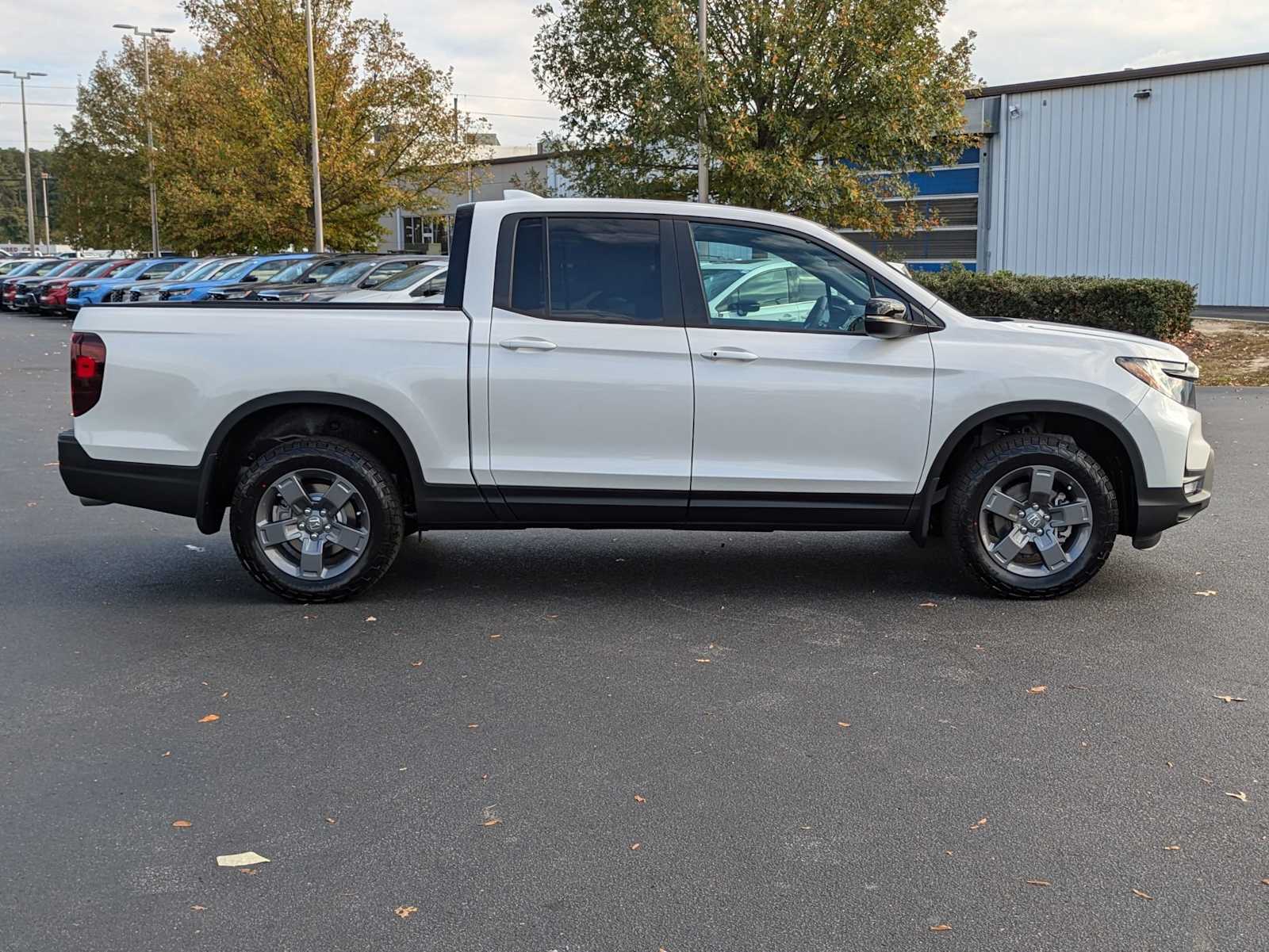 2025 Honda Ridgeline TrailSport AWD 10