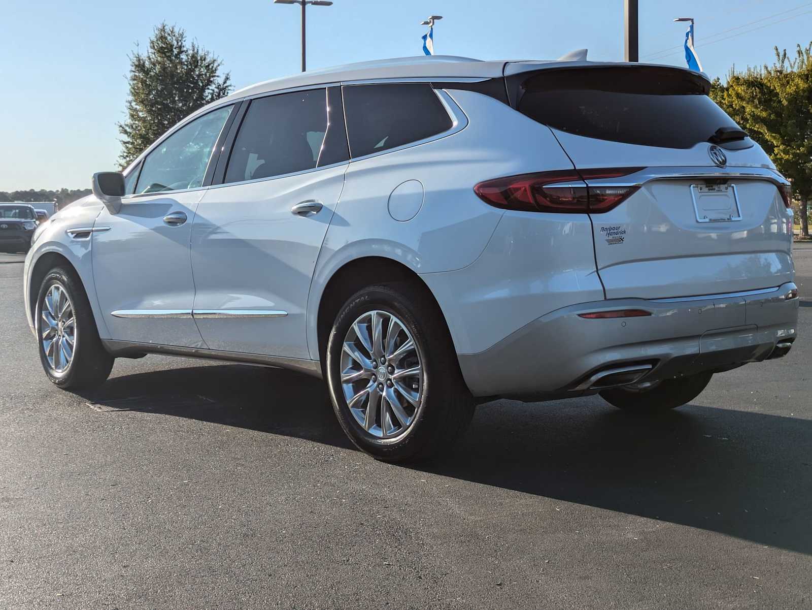 2020 Buick Enclave Essence 7