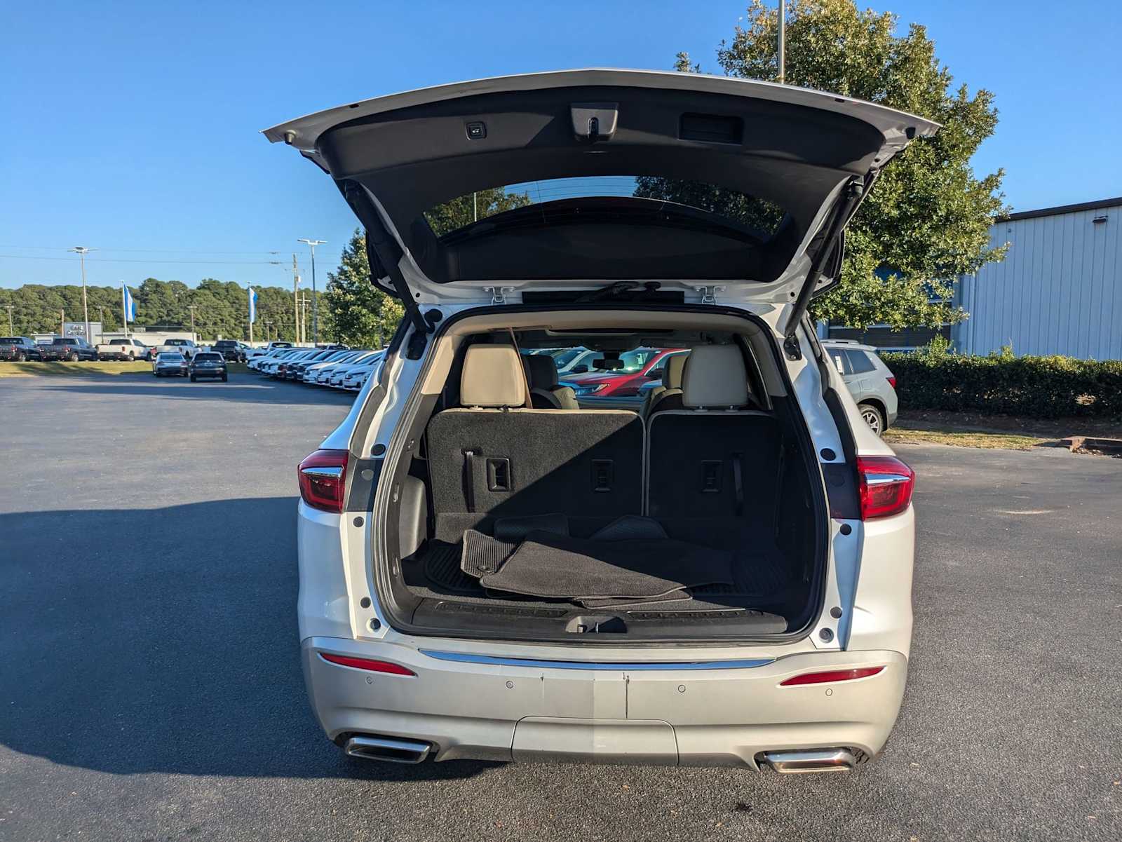 2020 Buick Enclave Essence 29