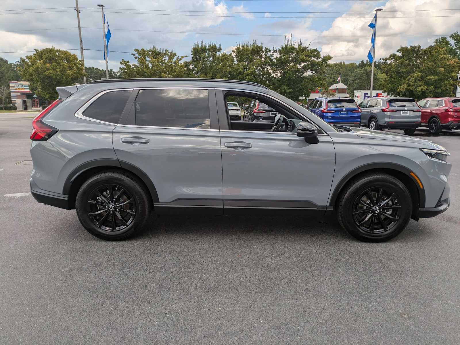 2025 Honda CR-V Hybrid Sport-L 11