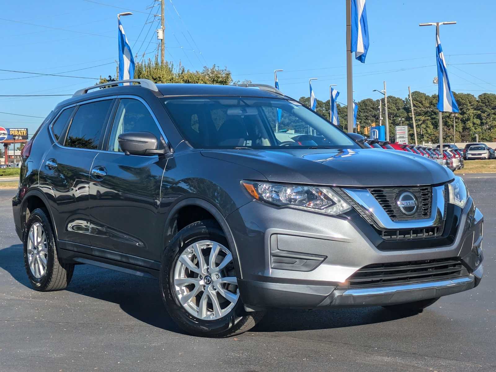 2018 Nissan Rogue SV 2