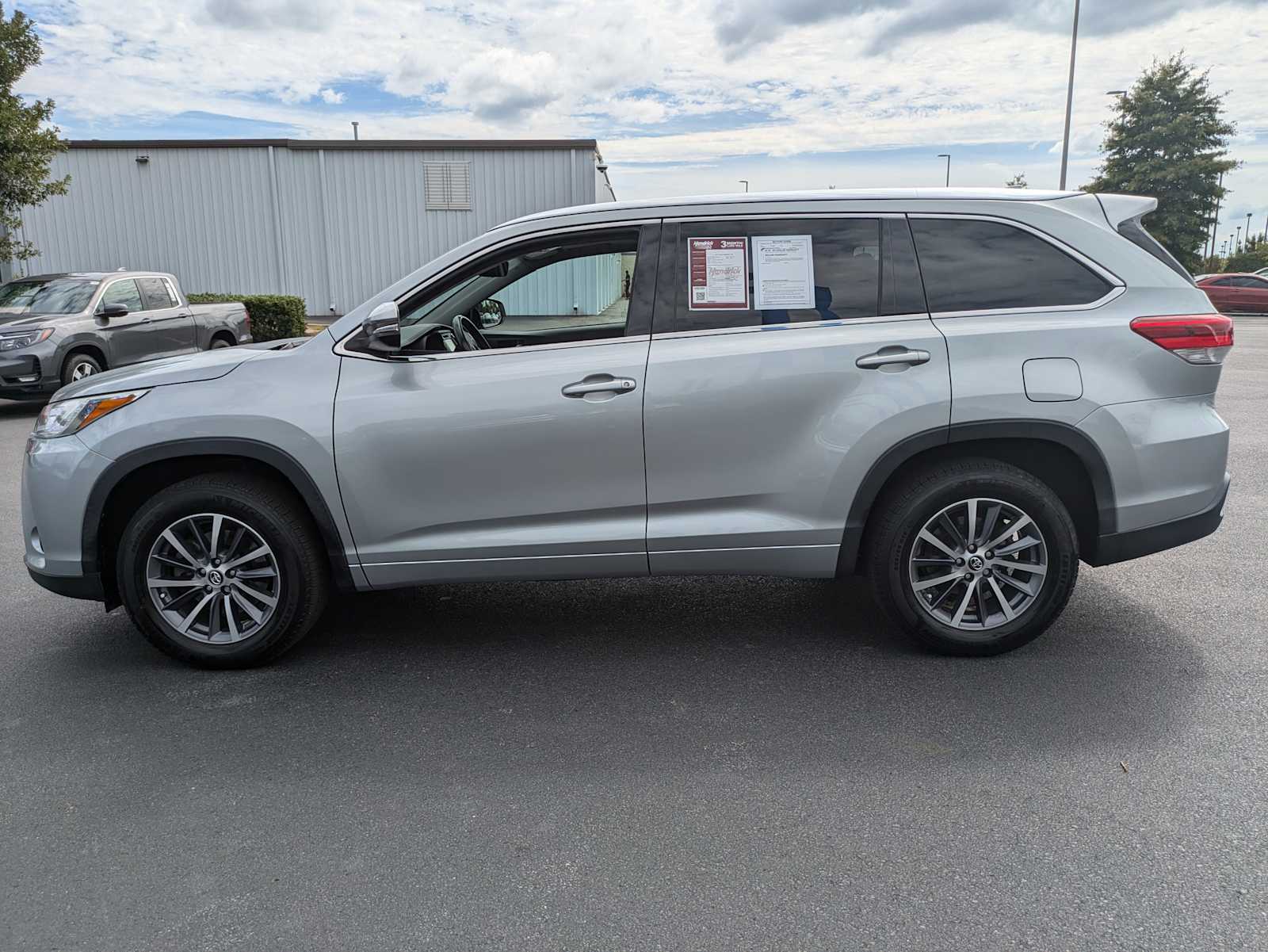 2017 Toyota Highlander XLE 6