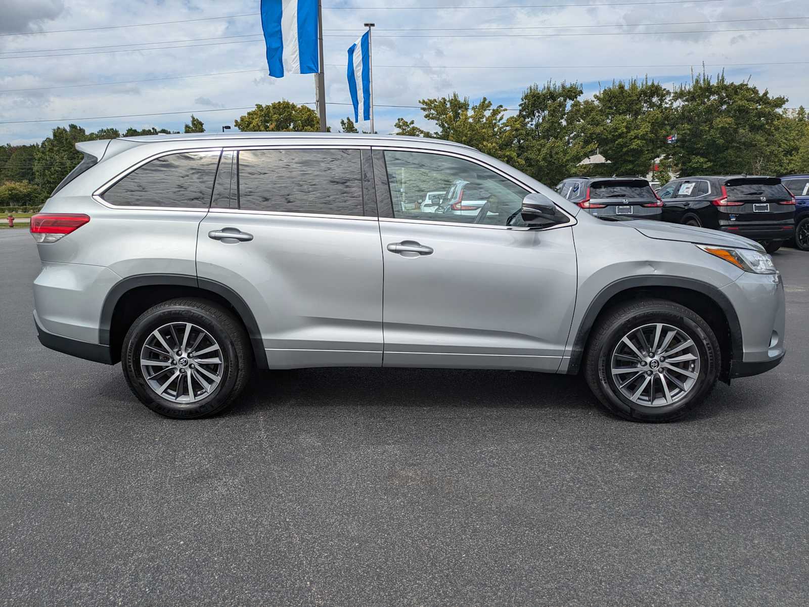 2017 Toyota Highlander XLE 10