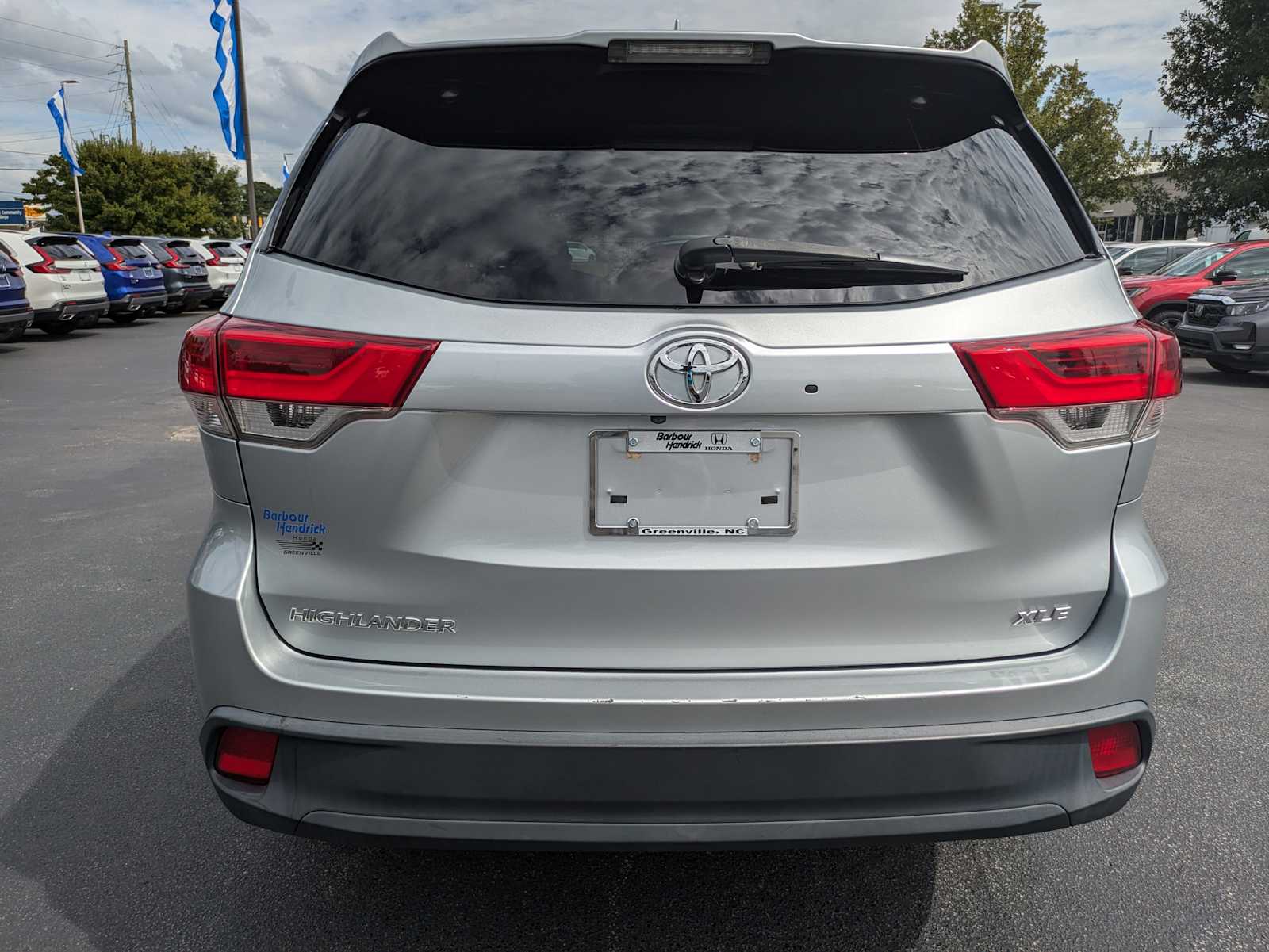 2017 Toyota Highlander XLE 8