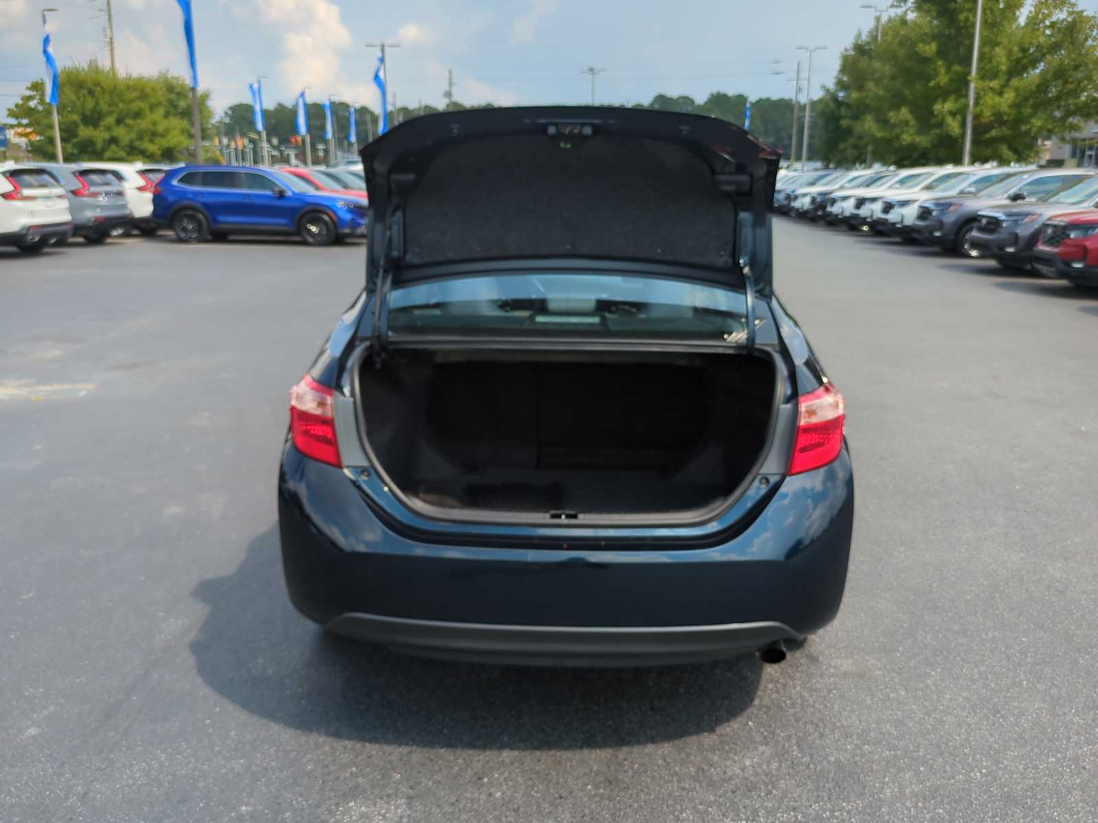 2019 Toyota Corolla LE 29