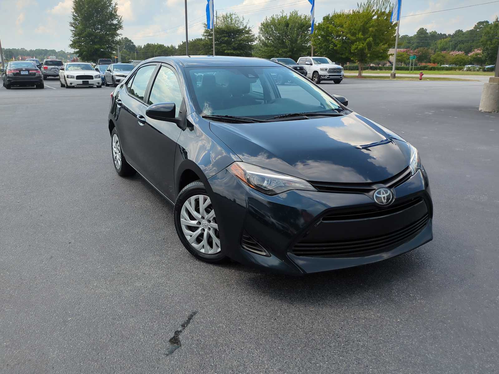 2019 Toyota Corolla LE 2