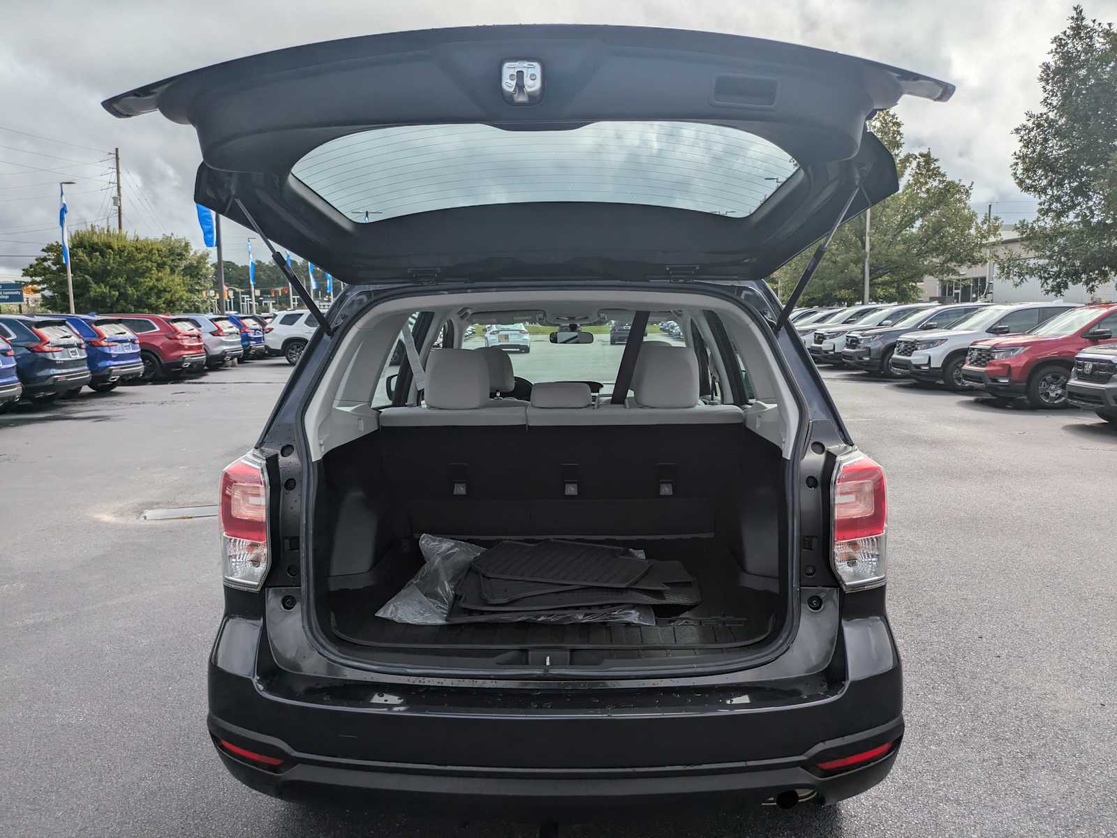 2017 Subaru Forester  28