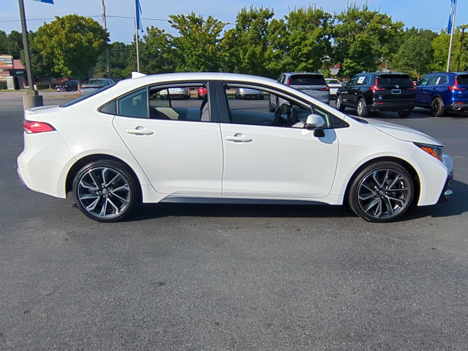 2022 Toyota Corolla SE 10