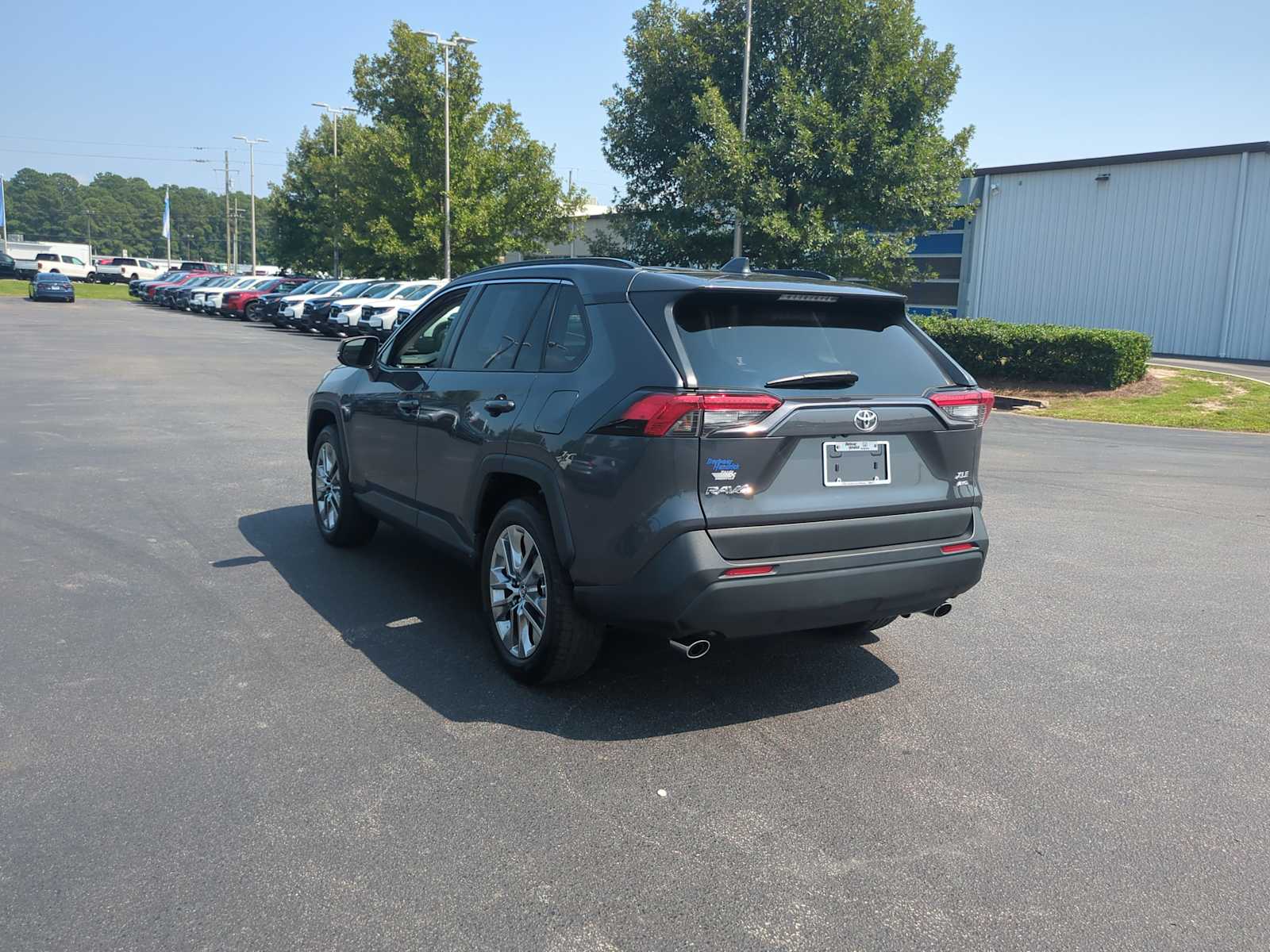 2019 Toyota RAV4 XLE Premium 7