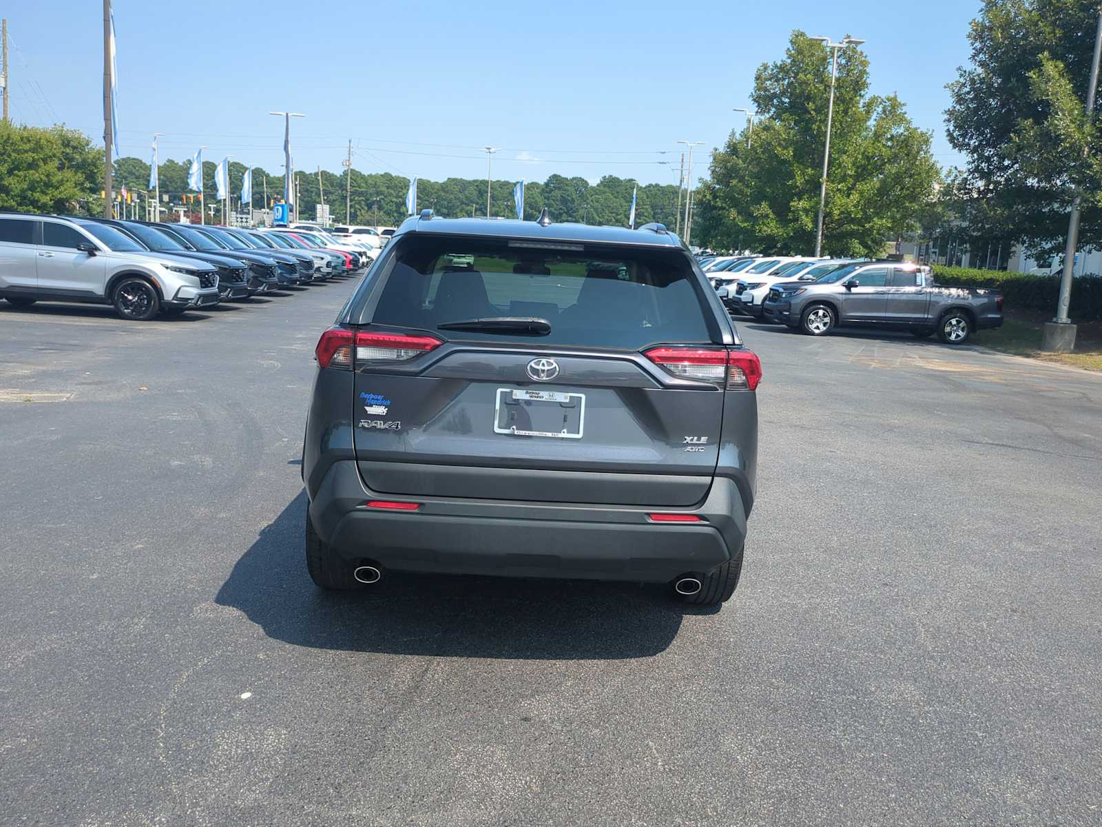 2019 Toyota RAV4 XLE Premium 8