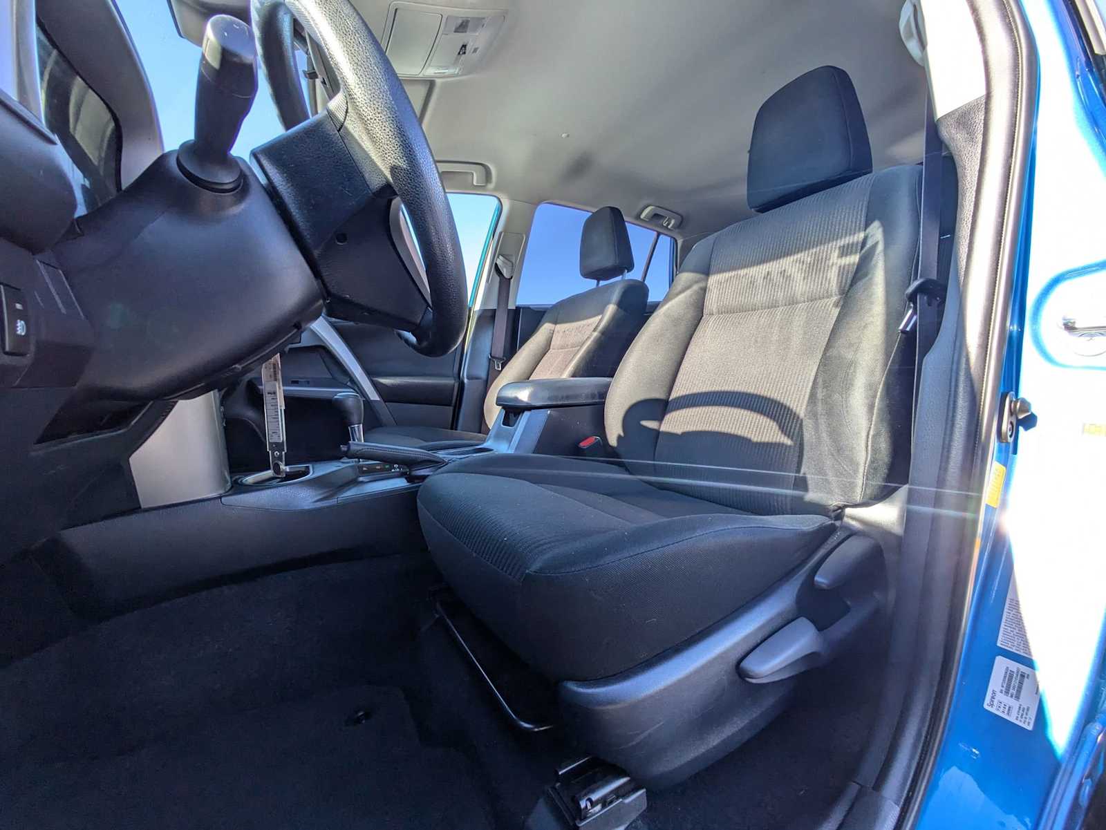 2018 Toyota RAV4 LE 15